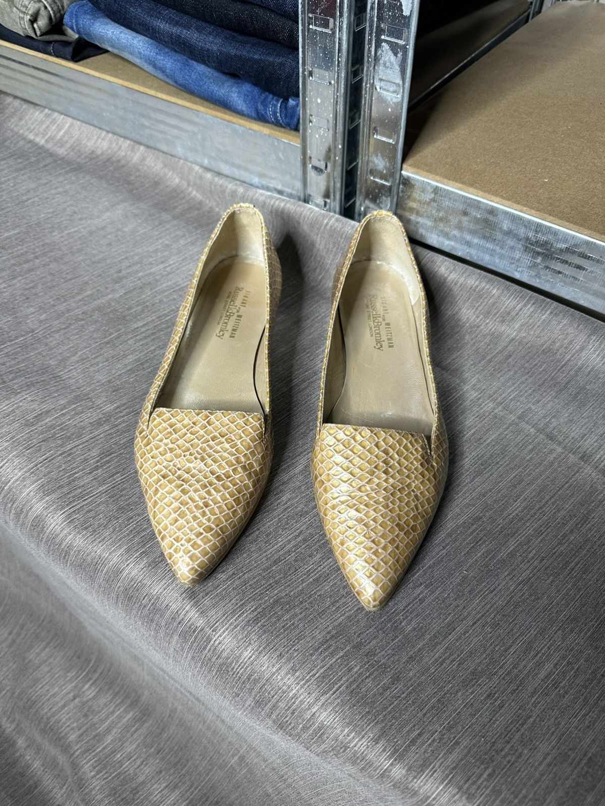 Stuart Weitzman Stuart Weitzman for Russell & Bromley Balerina Flats Size US 8 / IT 38 - 1 Thumbnail