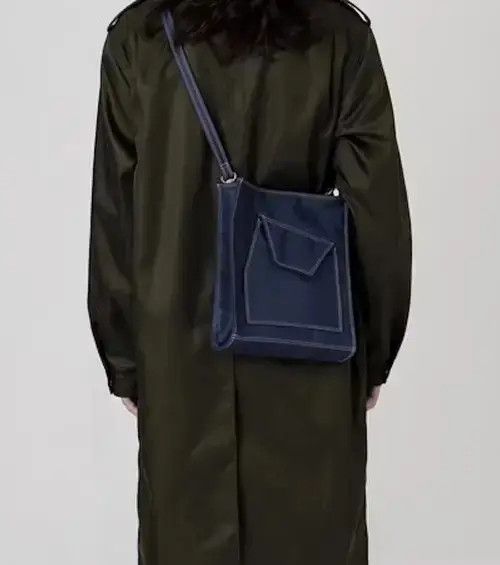 Other Korean fashion navy blue nylon crossbody bag shoulder bag Size ONE SIZE - 3 Thumbnail