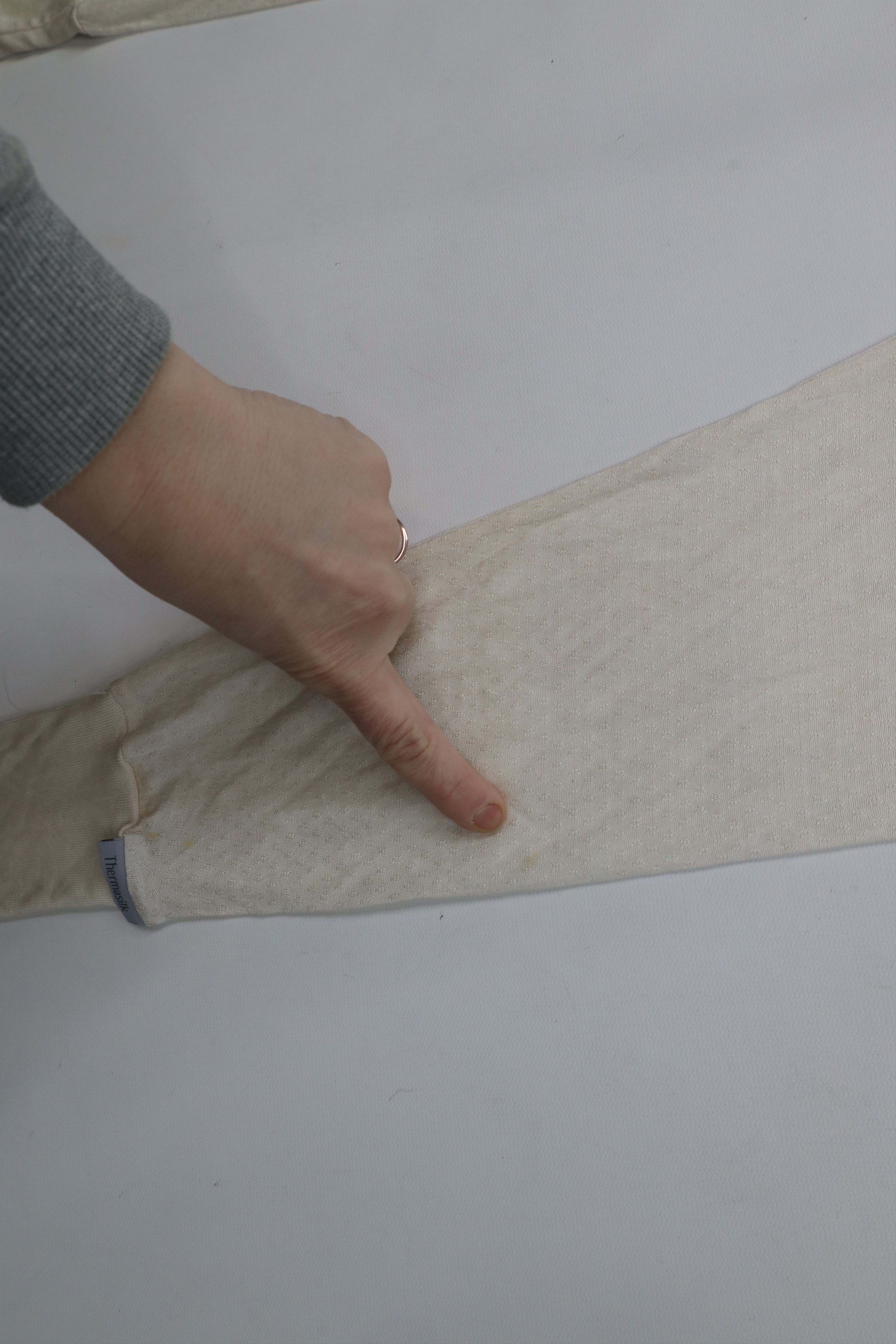 Vintage Vintage 90s Terramar Thermasilk Silk Knit Pants Cream Size 24" / US 00 / IT 34 - 5 Thumbnail