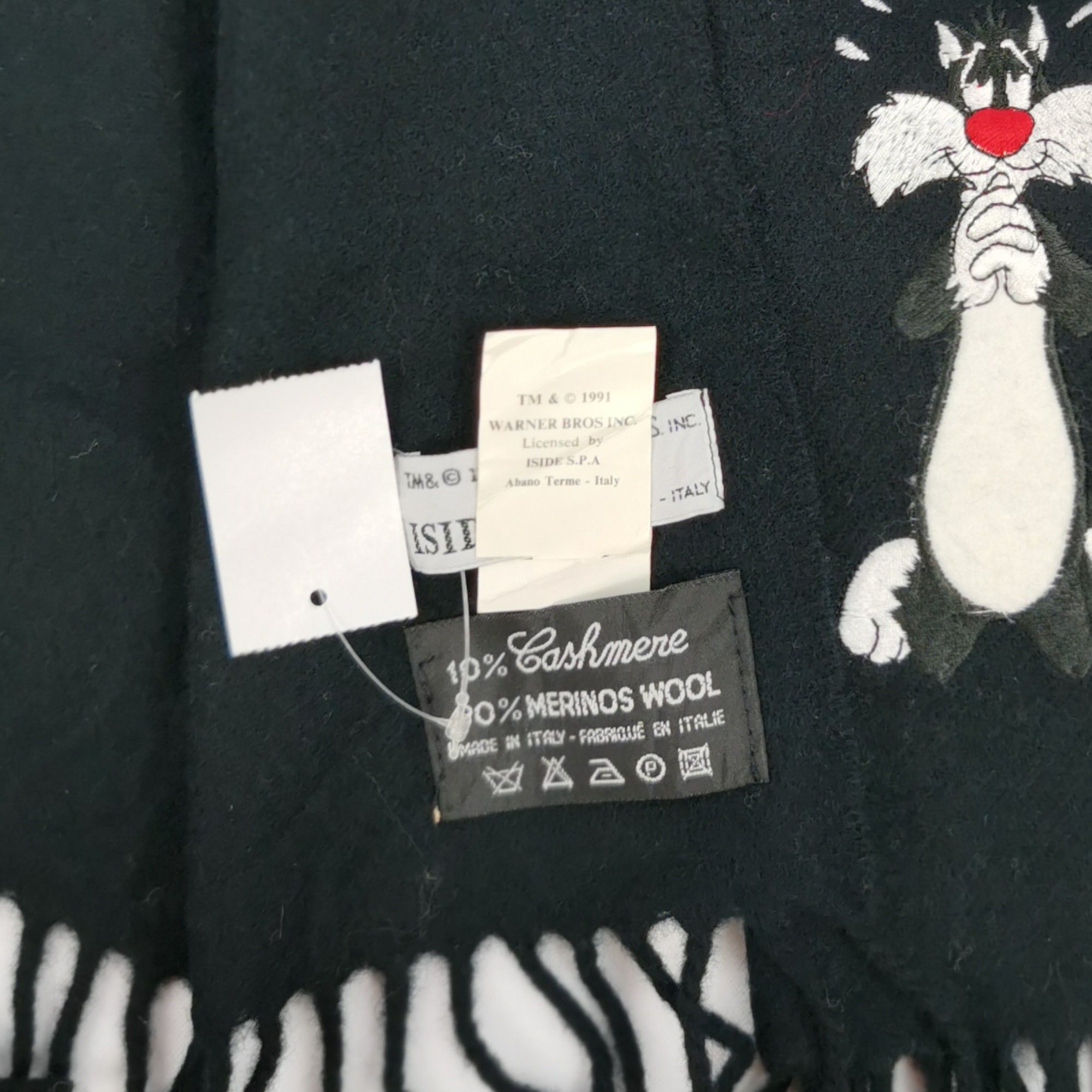 Cartoon Network Vintage Looney Tunes Scarf Warner Bros Muffler Scarves Size ONE SIZE - 4 Thumbnail