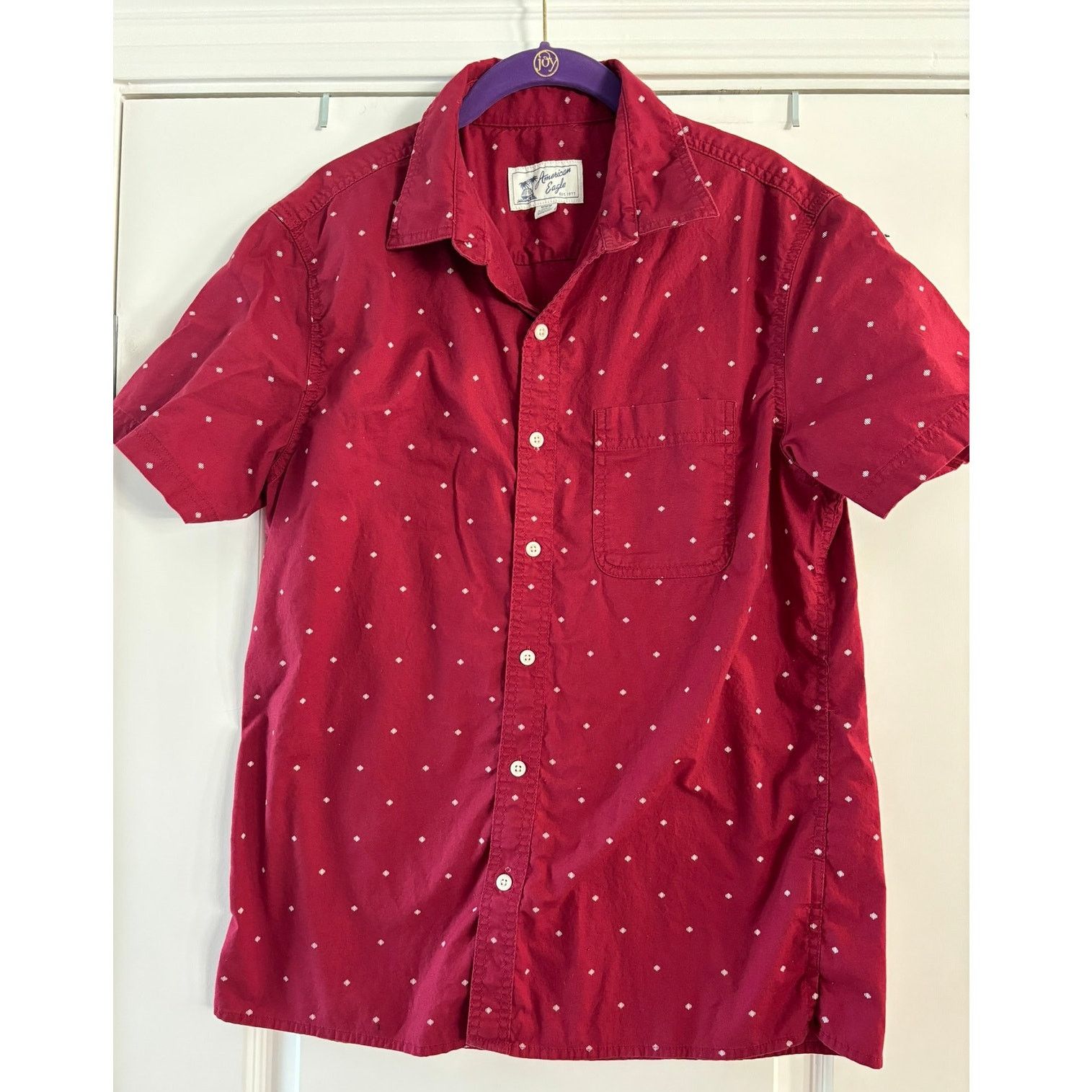 American Eagle Outfitters American Eagle Printed Button-Up Burgundy Shirt Size M Size US M / EU 48-50 / 2 - 1 Thumbnail