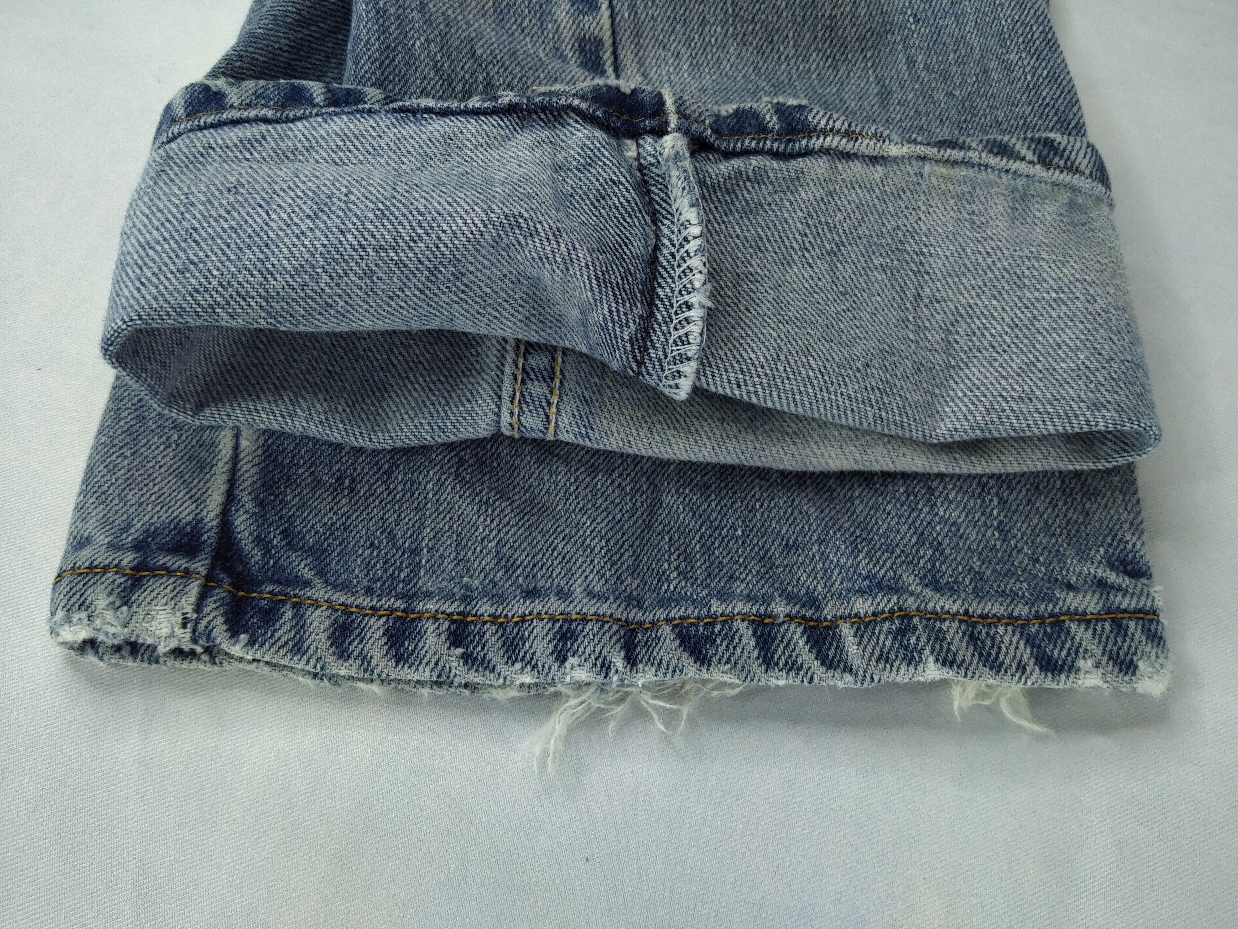 Levi's Faded Blue Vintage Levi's 505 Regular Fit Denim JN464 Size US 34 / EU 50 - 14 Thumbnail