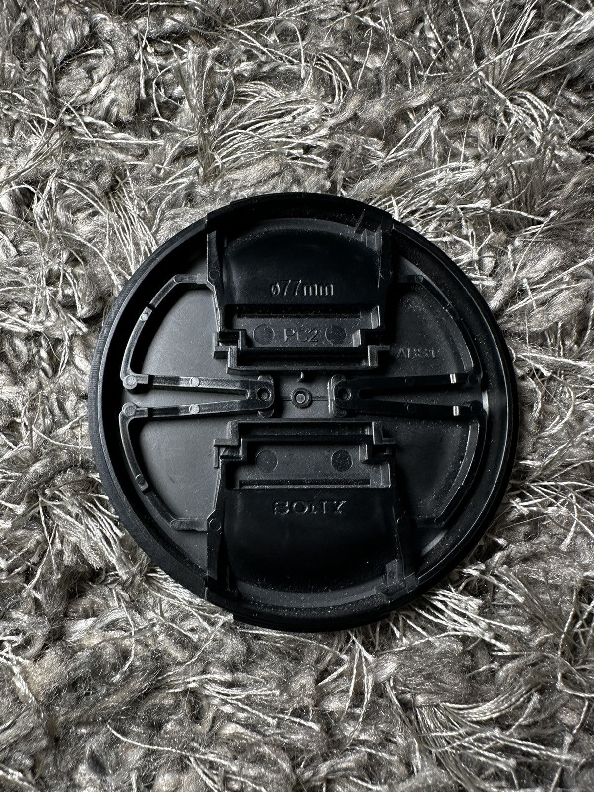 Sony Sony ALC-F77S 77mm Front Lens Cap Size ONE SIZE - 3 Thumbnail