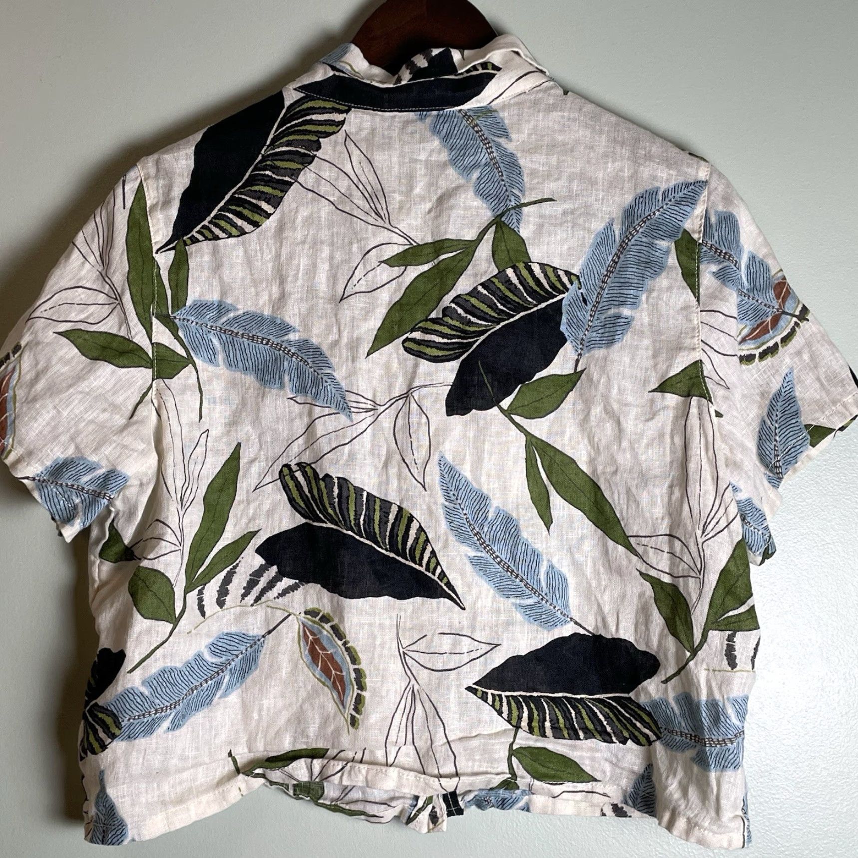 Vintage Tahari Top Women's L Linen Button Ivory Floral Coastal Casual tropical Hawaiian Palm Leaves 2020s Womens Size L / US 10 / IT 46 - 4 Thumbnail