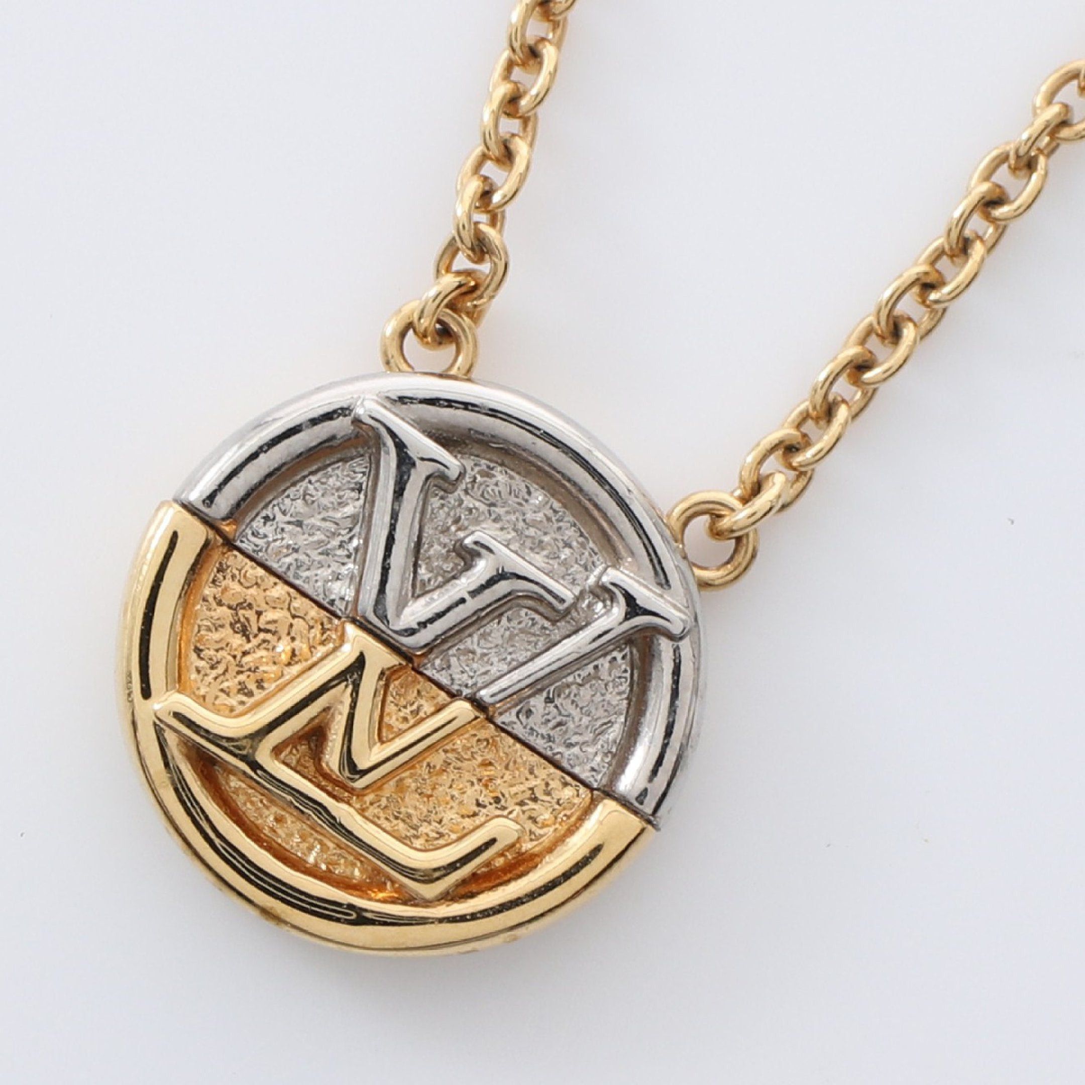 Louis Vuitton Louis Vuitton Collier L To V Necklace Gp Gold Silver Size ONE SIZE - 1 Thumbnail