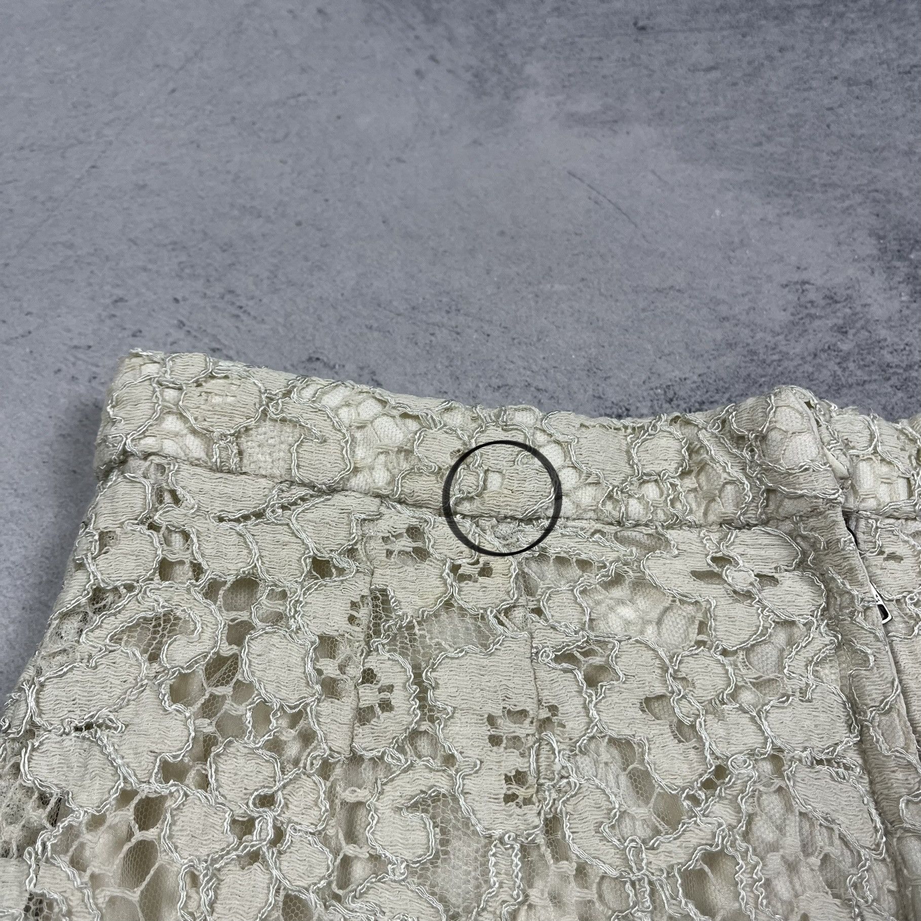 Dolce & Gabbana Vintage Dolce & Gabbana Lace Midi Skirt 2000’s Size 28" / US 6 / IT 42 - 15 Thumbnail
