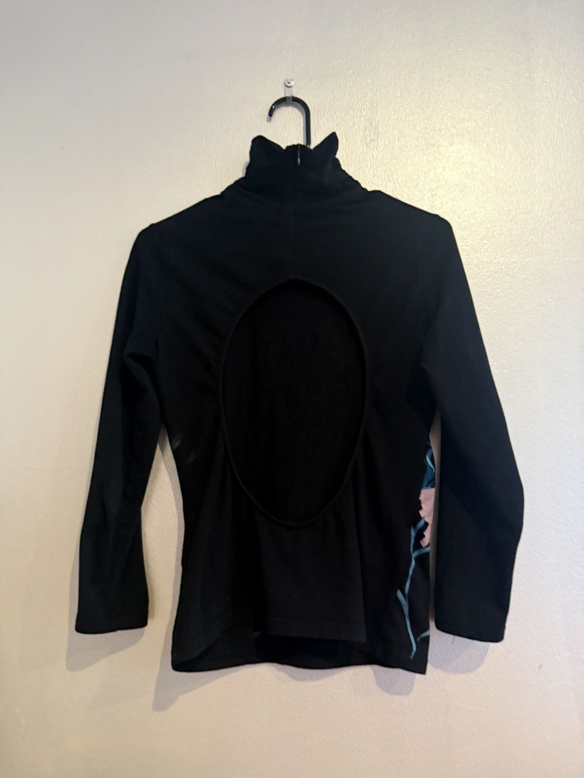 Versace "EVER GET THE FEELING UVE BEEN CHEATED" - Versus Versace top Size XS / US 0-2 / IT 36-38 - 4 Thumbnail