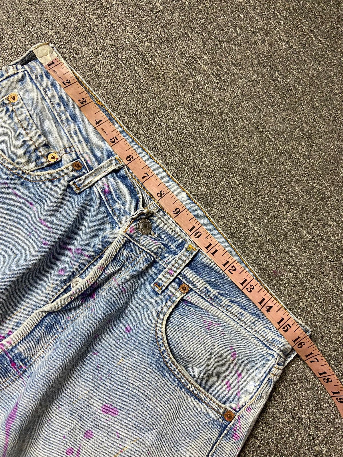 Levi's Vintage LEVIS Paint Splatter Denim Shorts (143) Size US 32 / EU 48 - 10 Thumbnail