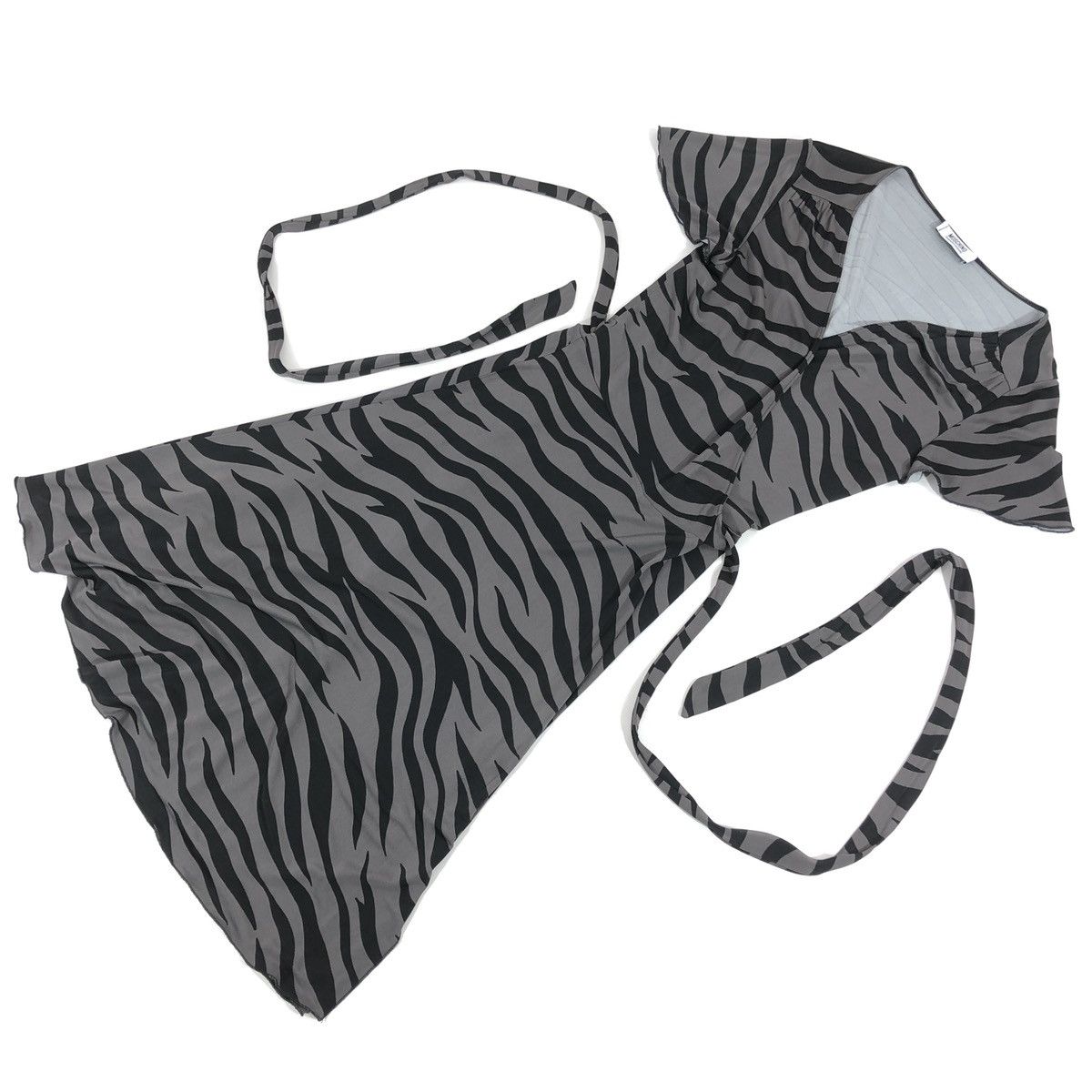 Boutique Moschino × Love Moschino × Moschino Zebra Print Striped Cheap and Chic Short Sleeve Black Long Belt Dress Size M / US 6-8 / IT 42-44 - 2 Thumbnail