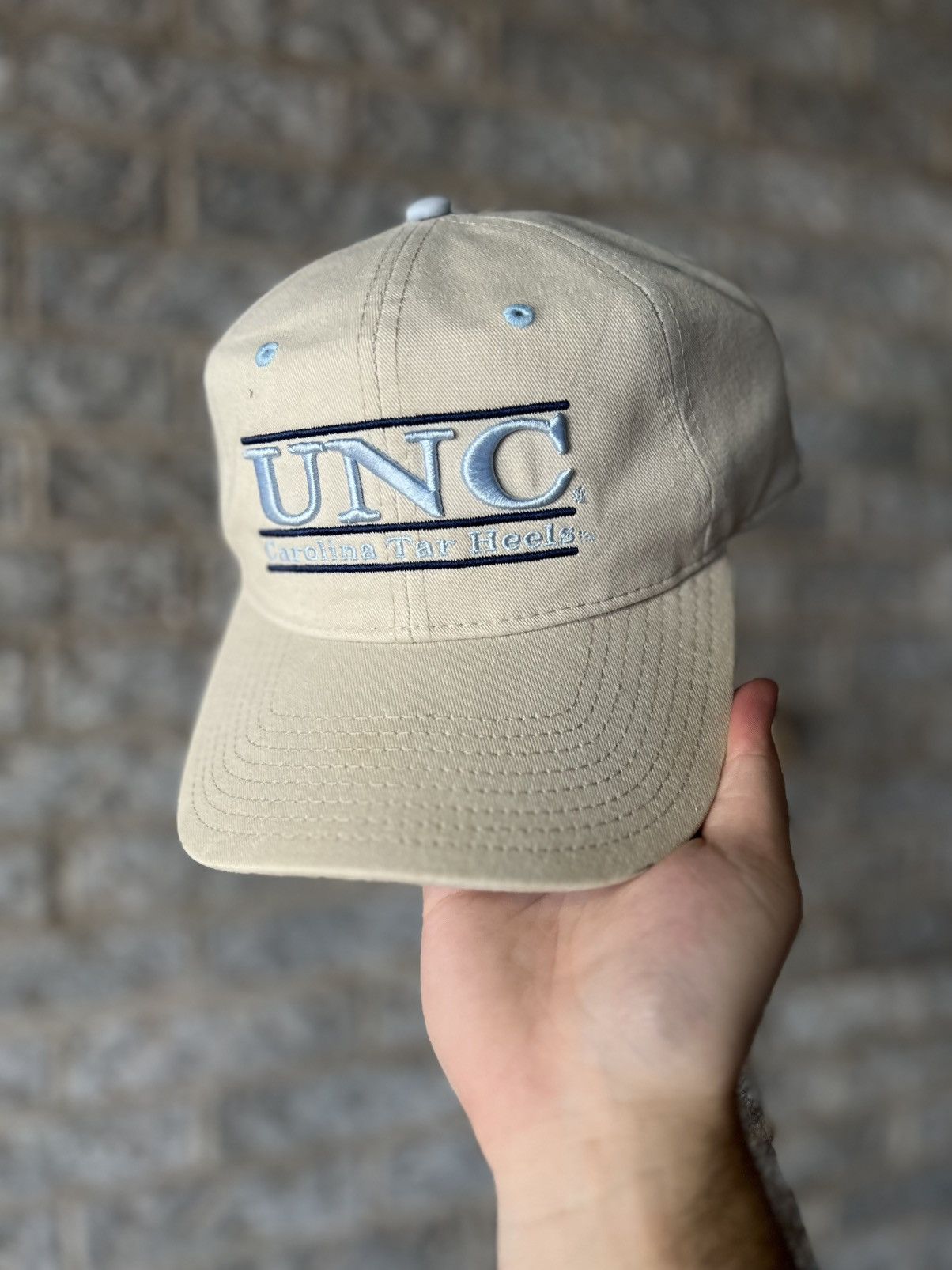 Sports Specialties Vintage 90’s UNC Tar Heels NCAA SnapBack Hat Size ONE SIZE - 1 Thumbnail