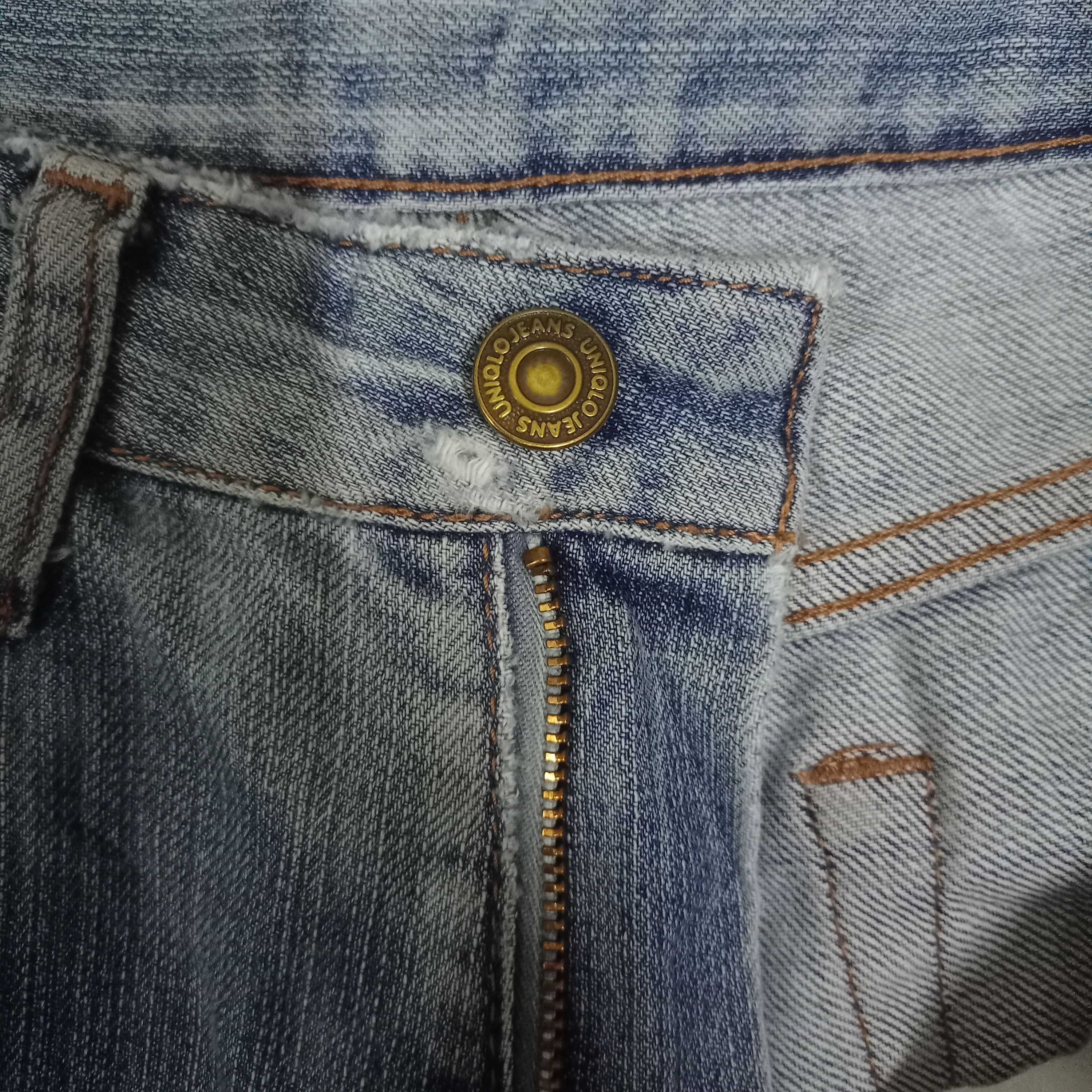 Japanese Brand × Uniqlo Vintage Japanese Uniqlo Blue Wash Flare Jeans Size US 26 / EU 42 - 3 Thumbnail