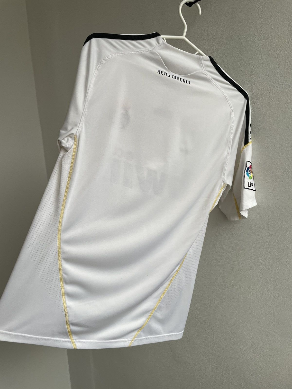 Adidas Real Madrid 2009 2010 Home Football Jersey Soccer Shirt Size US M / EU 48-50 / 2 - 20 Thumbnail