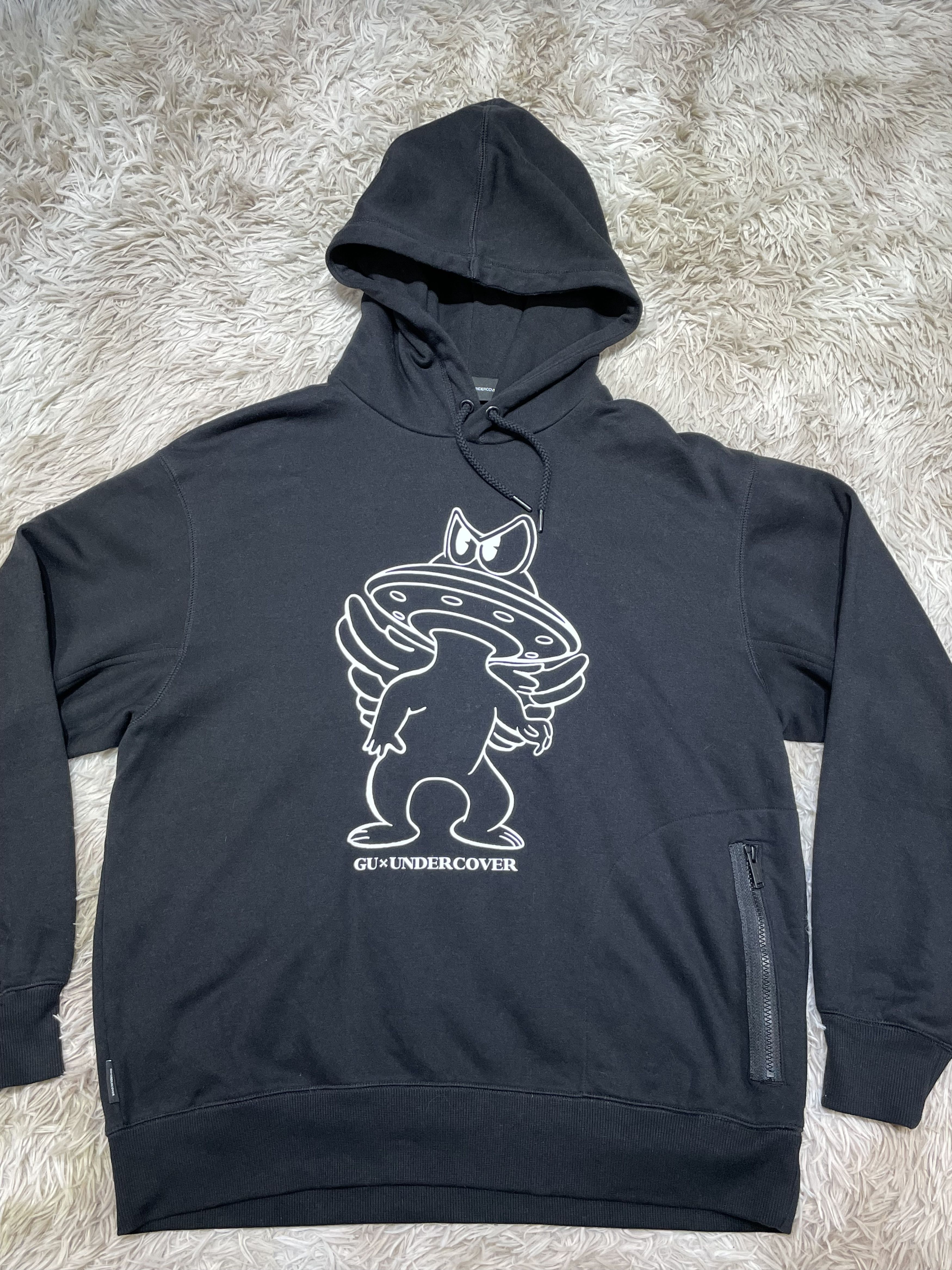 GU × Undercover Black Hoodie Alien Graphic Sweater Size US M / EU 48-50 / 2 - 2 Thumbnail