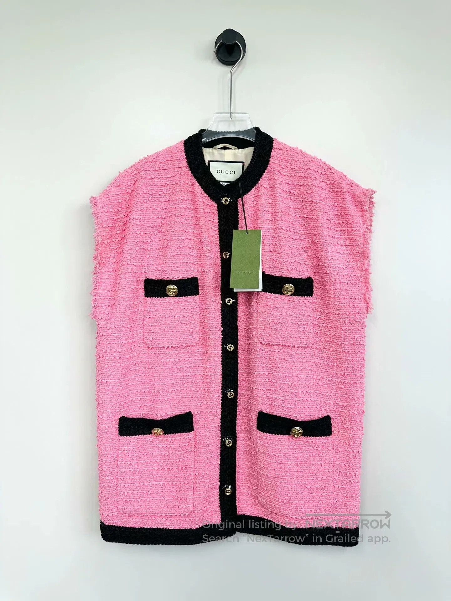 Gucci Guicci Pink Tweed Chanel Style Vest Jacket| Size XS / US 0-2 / IT 36-38 - 1 Thumbnail
