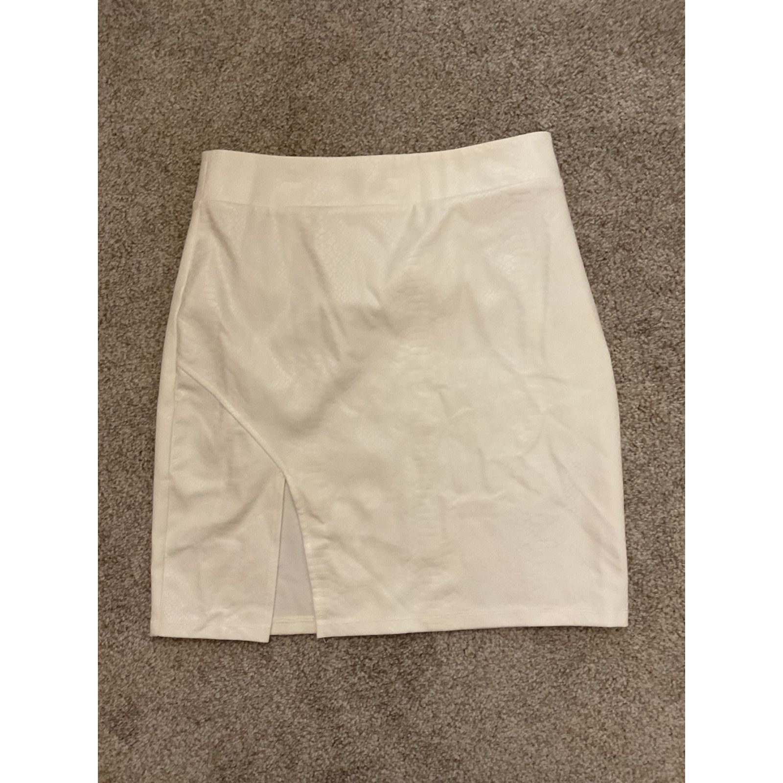 Bebe Bebe Snakeskin Mini Skirt Bundle (2) Pink Metallic&White, 6 Size 28" / US 6 / IT 42 - 2 Thumbnail