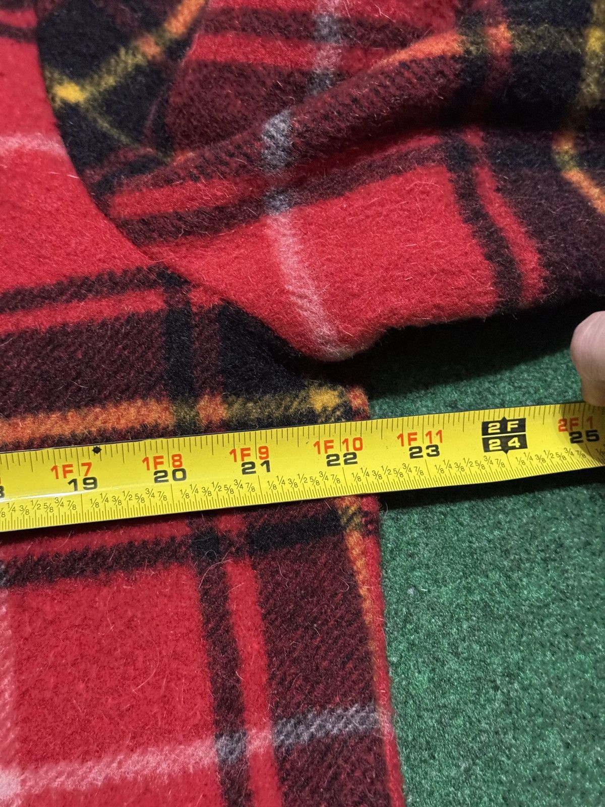 Vintage Vintage Wool Thick Flannel Plaid Large Button Up Shirt Size US L / EU 52-54 / 3 - 5 Thumbnail