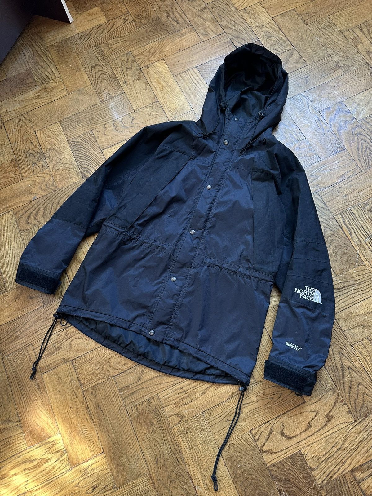 The North Face × Vintage The North Face 1998 Gore-Tex Mountain Light Jacket Size US M / EU 48-50 / 2 - 2 Thumbnail