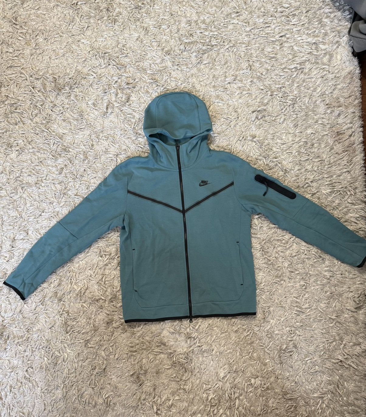 Nike green/turquoise nike tech fleece Size US M / EU 48-50 / 2 - 1 Thumbnail