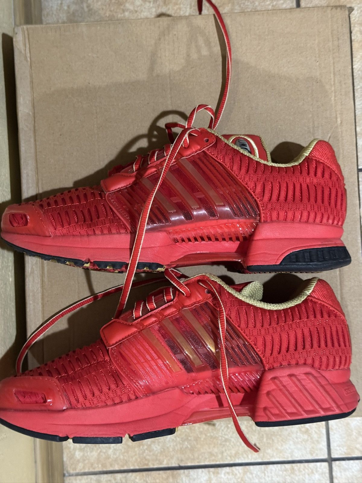 Adidas Adidas x coca cola 42 8 1/2 Size US 8.5 / EU 41-42 - 9 Thumbnail