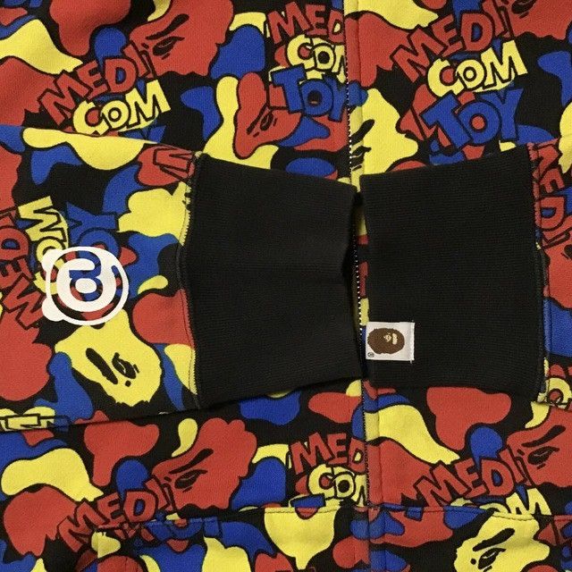 Bape × Medicom Toy BAPE × medicom toy BE@R Shark Full Zip Hoodie APE Size US M / EU 48-50 / 2 - 6 Thumbnail