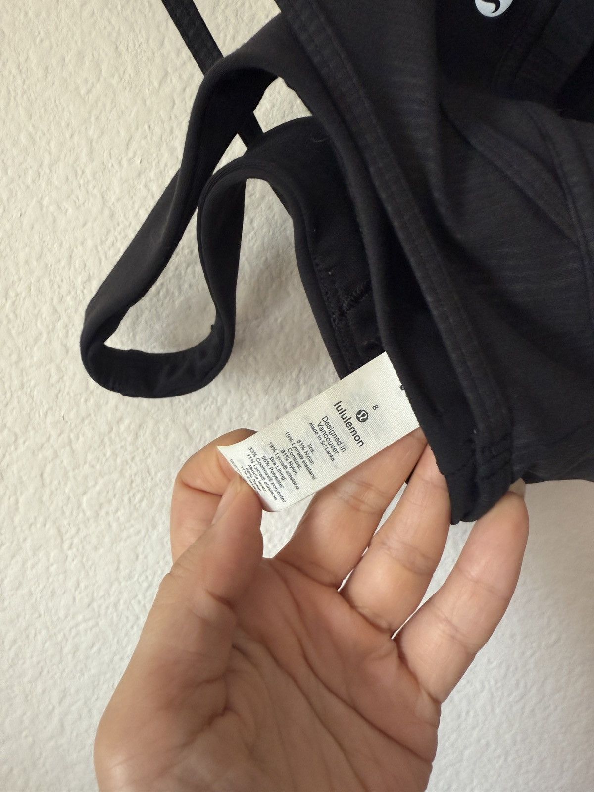 Lululemon Lululemon Black Sports Bra Medium Support pre loved in black Size M / US 6-8 / IT 42-44 - 5 Thumbnail