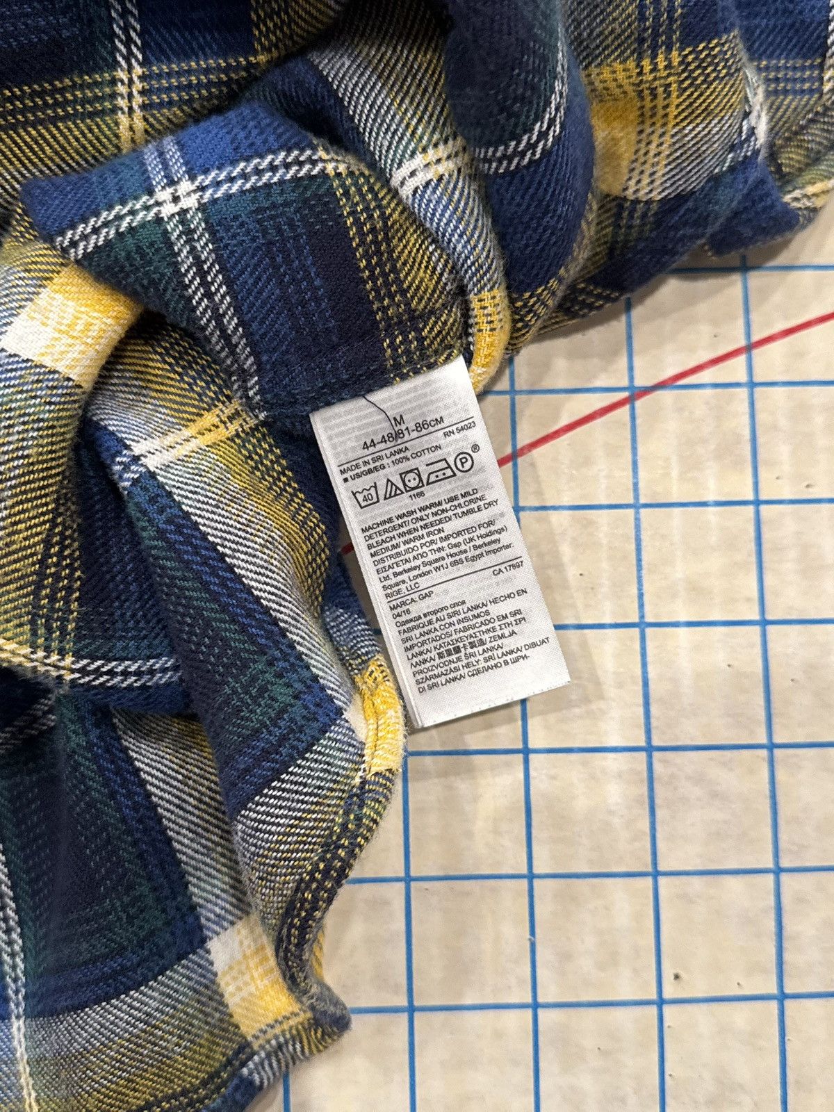 Pendleton Gap x Pendleton Plaid Button Up Shirt Blue and Yellow Medium Size US M / EU 48-50 / 2 - 7 Thumbnail