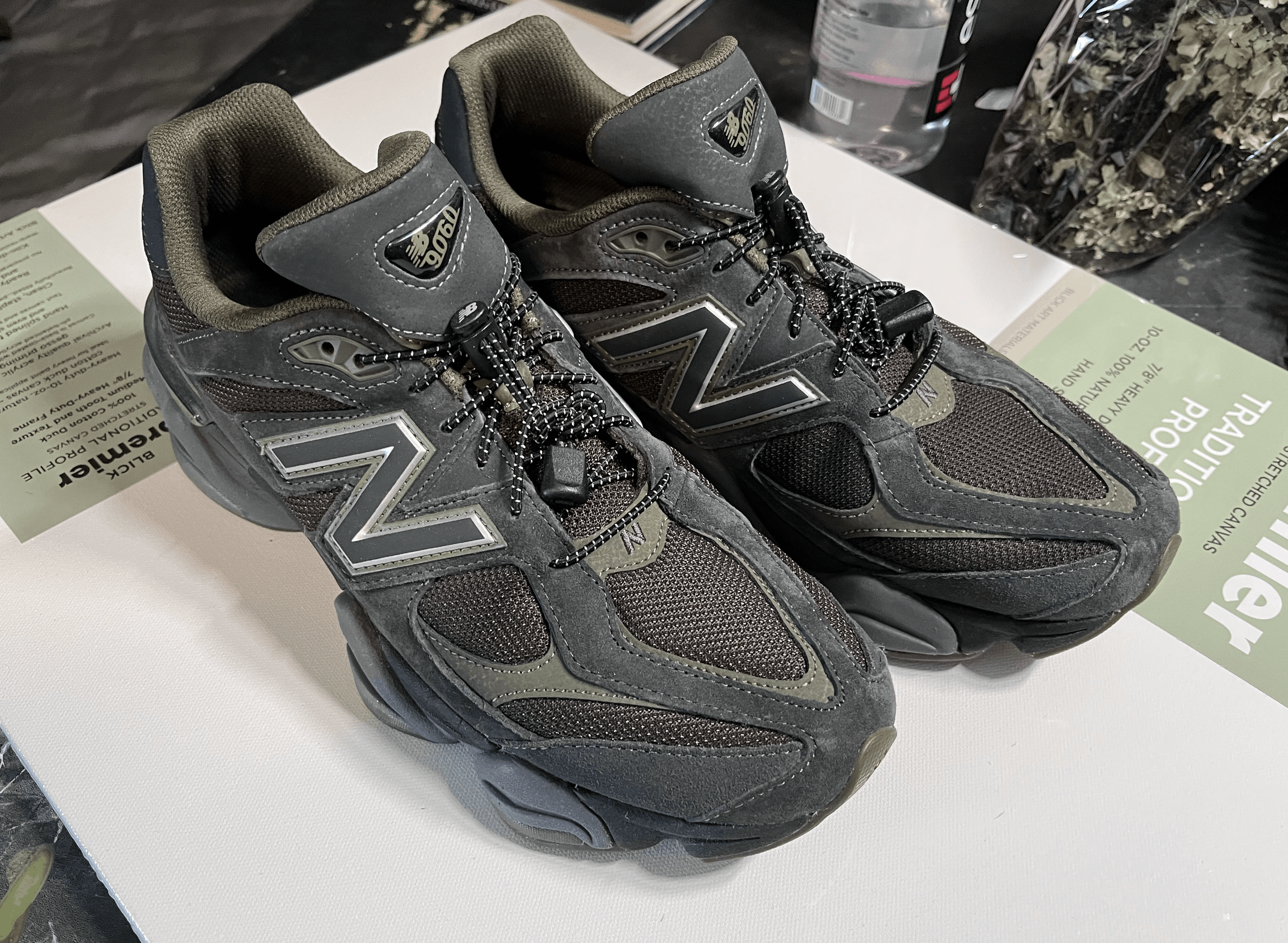 New Balance RARE New Balance 9060 'Blacktop Dark Moss' BASICALLY NEW Size US 11.5 / EU 44-45 - 2 Thumbnail