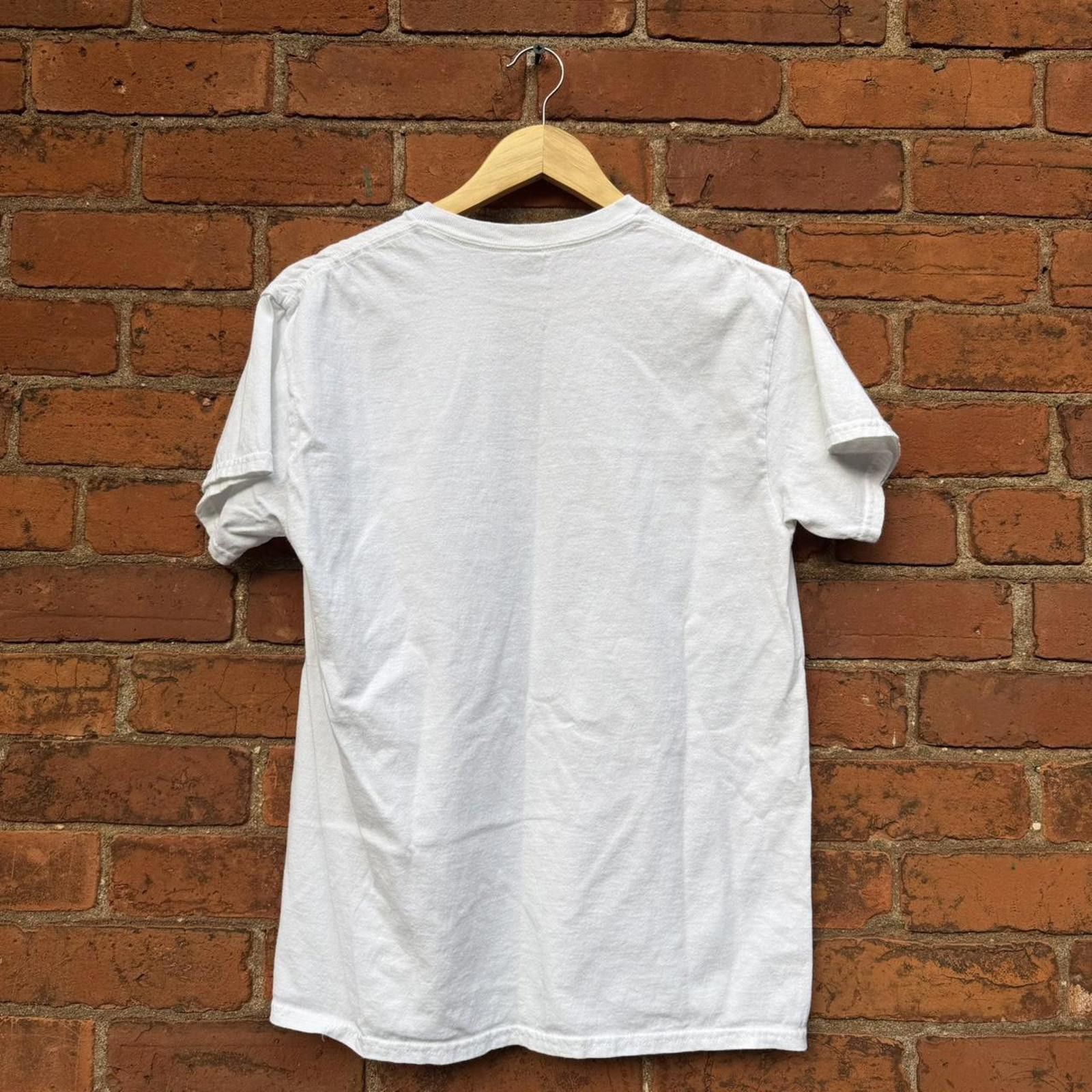 Gildan oasis definitely maybe t shirt M Size US M / EU 48-50 / 2 - 4 Thumbnail