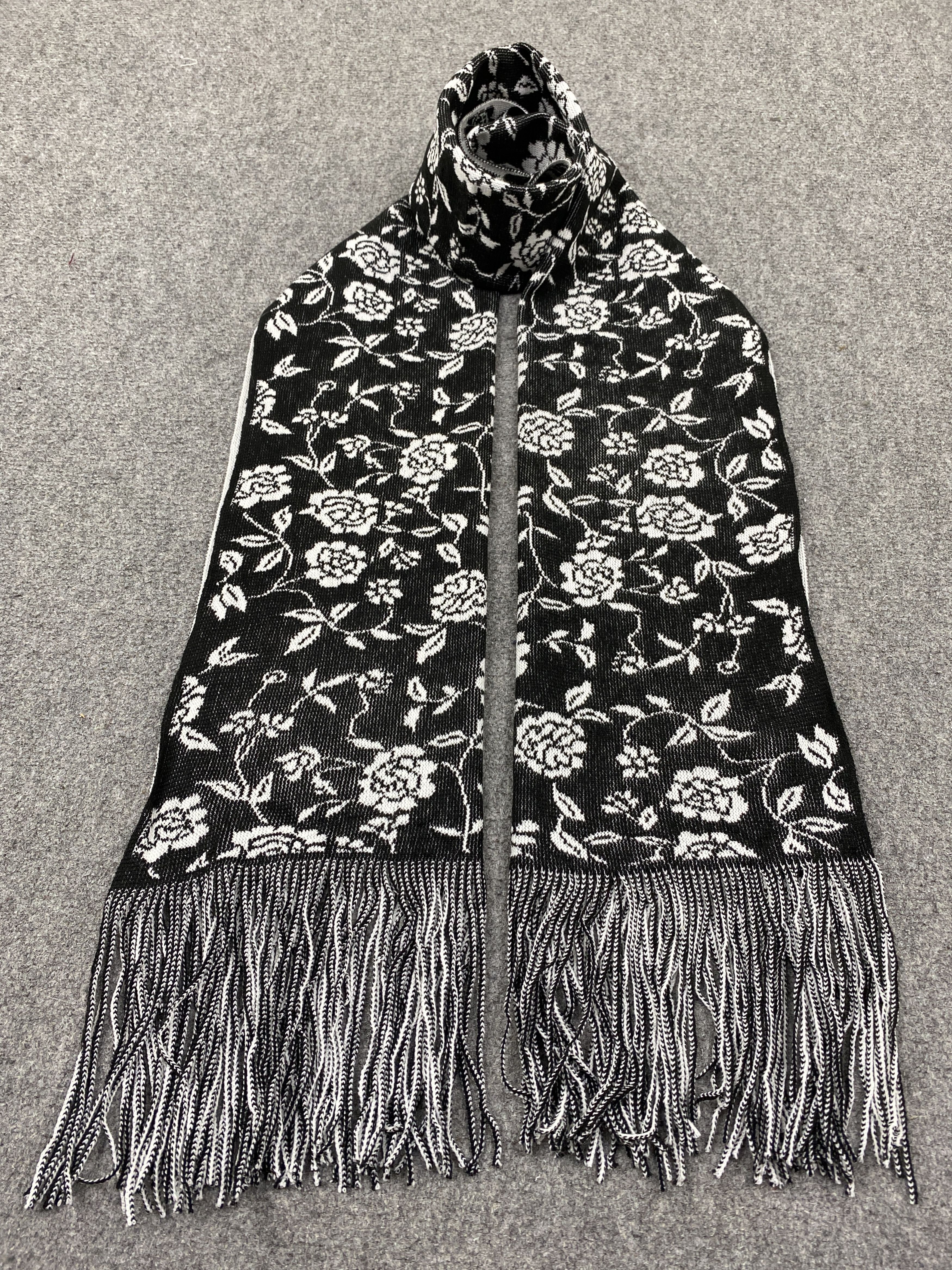 Japanese Brand Japanese Floral Scarf / Muffler / Neckwear SC0351 Size ONE SIZE - 1 Thumbnail