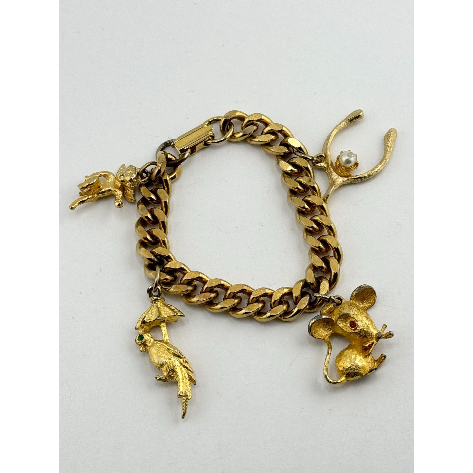 Vintage Vintage gold tone charm bracelet Size ONE SIZE - 3 Thumbnail