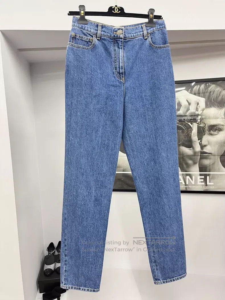 Chanel Chanel 22K blue diamond buckle jeans Size 26" / US 2 / IT 38 - 1 Thumbnail