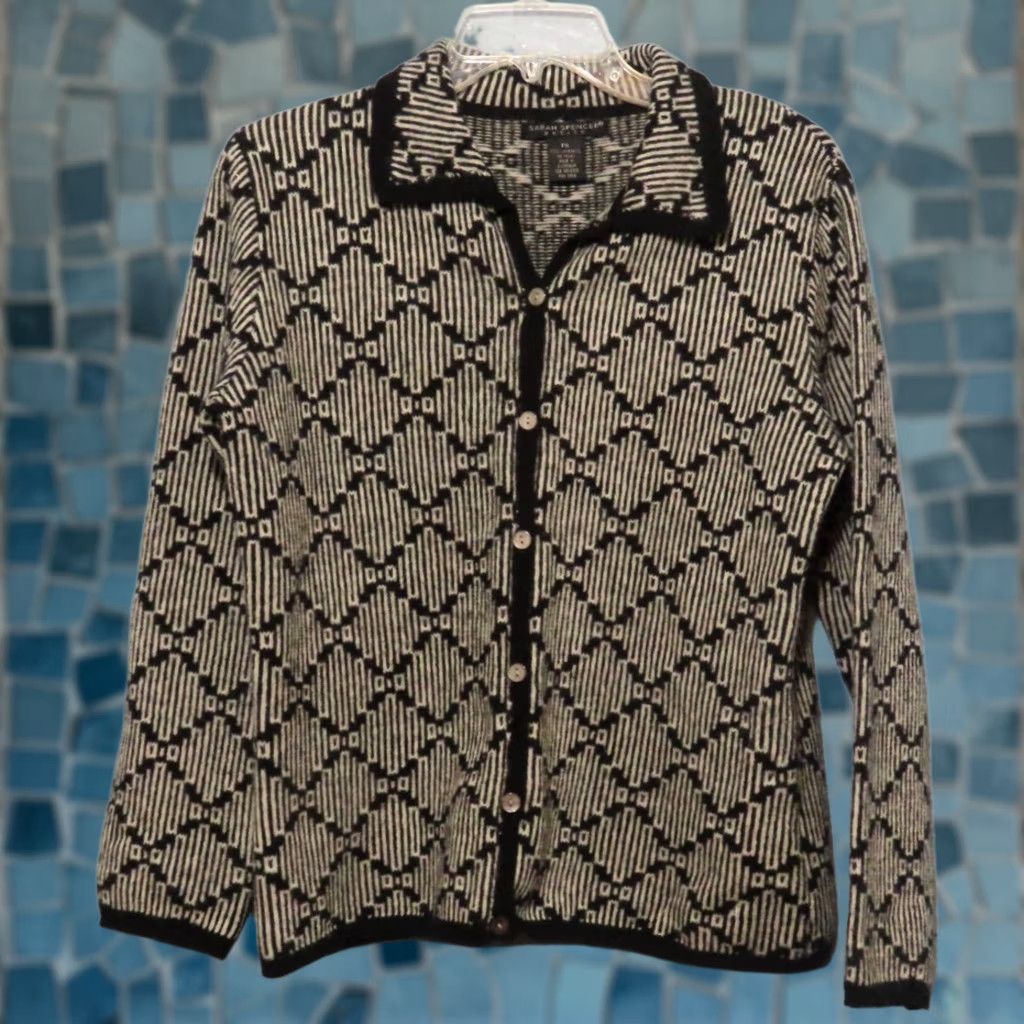 Vintage Sarah Spencer Women's Cardigan Shirt? Wait this is a Cardigan Sweater. Size L / US 10 / IT 46 - 1 Thumbnail
