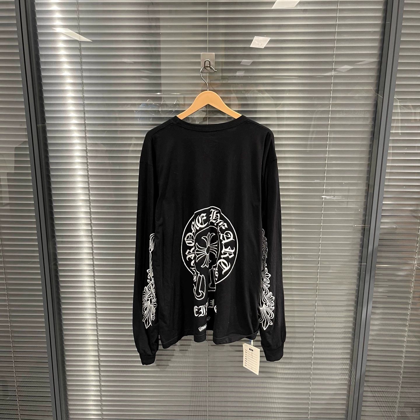 Chrome Hearts Chrome Hearts Beijing Kylin Arm Horseshoe LS XL 99 New Size US XL / EU 56 / 4 - 1 Thumbnail