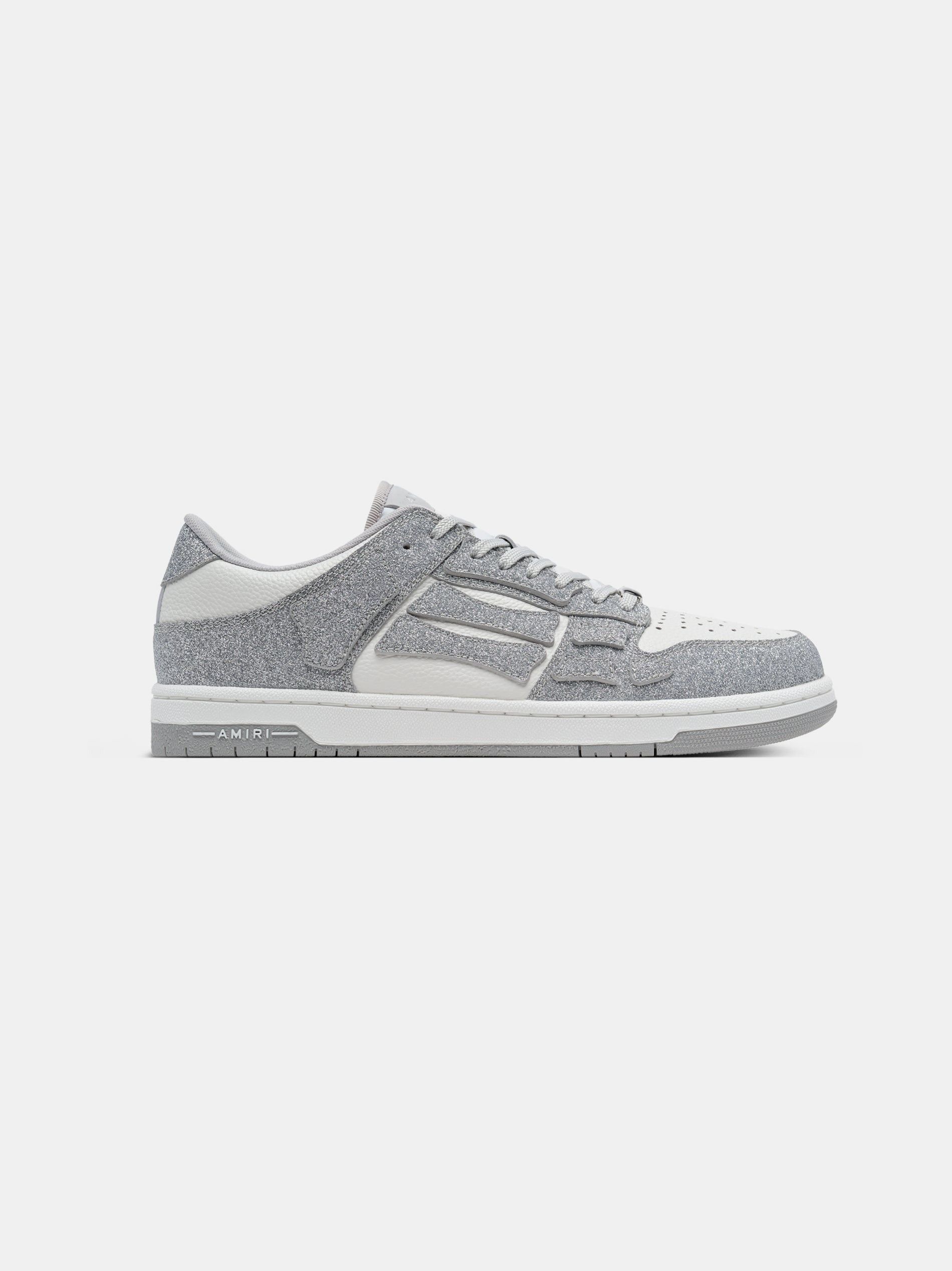 oc11z0525 Shimmer Skelton Low-Top Sneakers in Silver/White