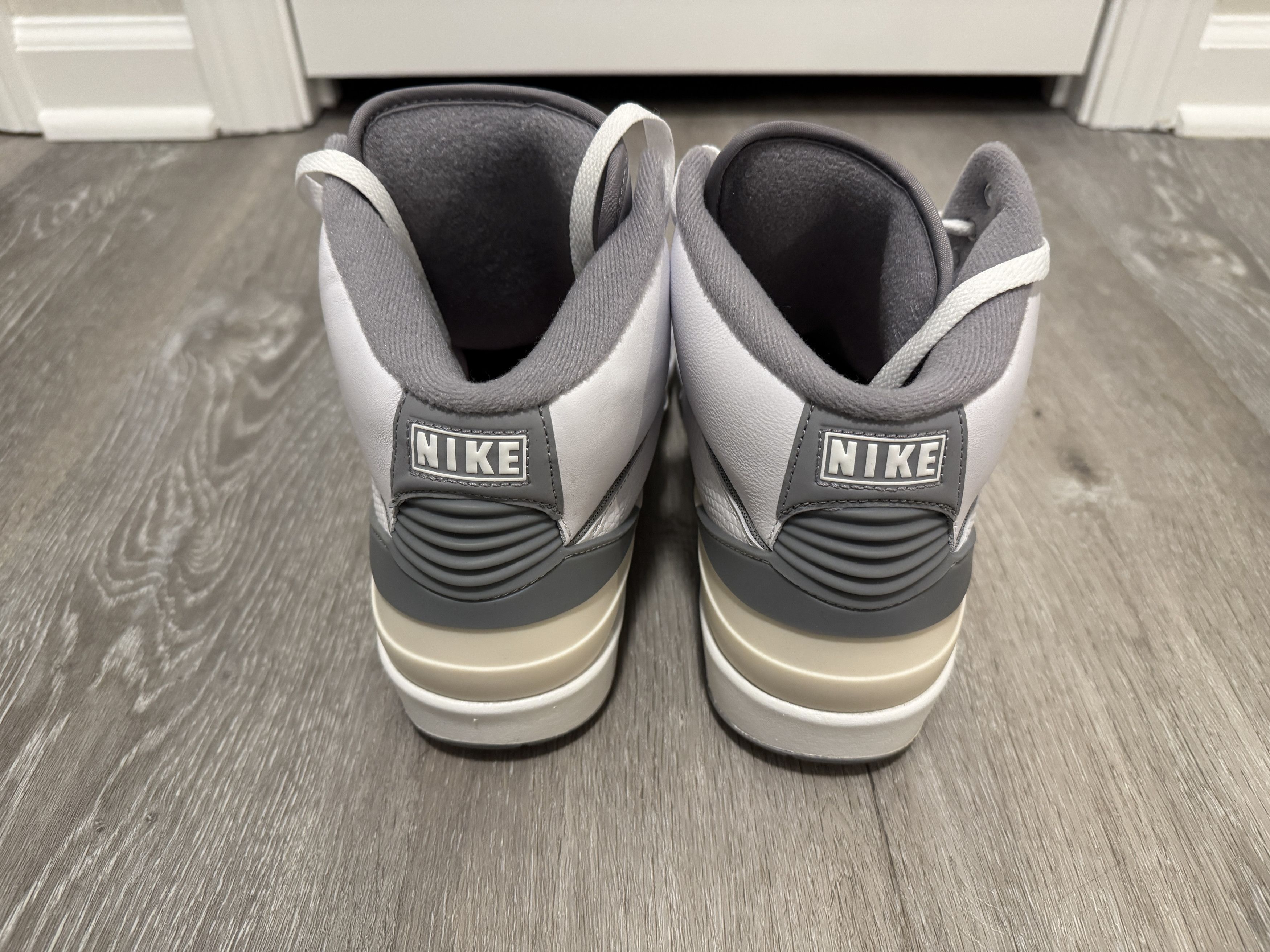Jordan Brand Air Jordan 2 Retro White Cement Size 11 2023 Size US 11 / EU 44 - 4 Thumbnail