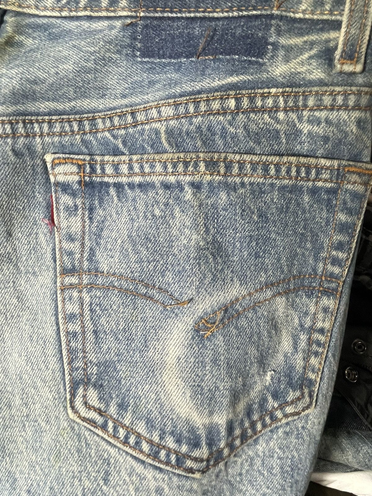 Levi's Vintage Distressed Levis 501 Jeans Size US 33 - 11 Thumbnail