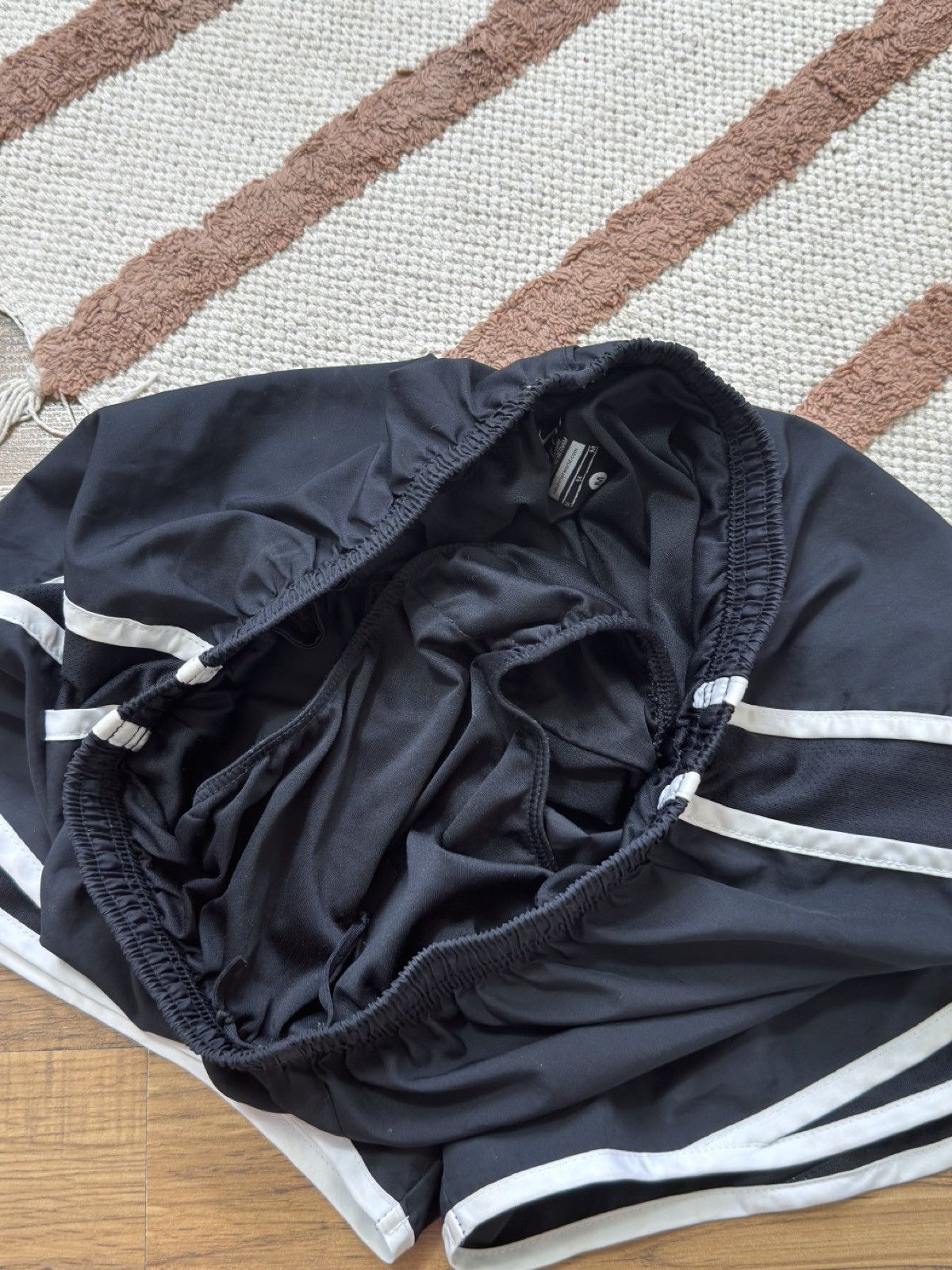 Nike × Vintage VINTAGE NIKE 2000s MINI SHORTS Size 32" / US 10 / IT 46 - 5 Thumbnail