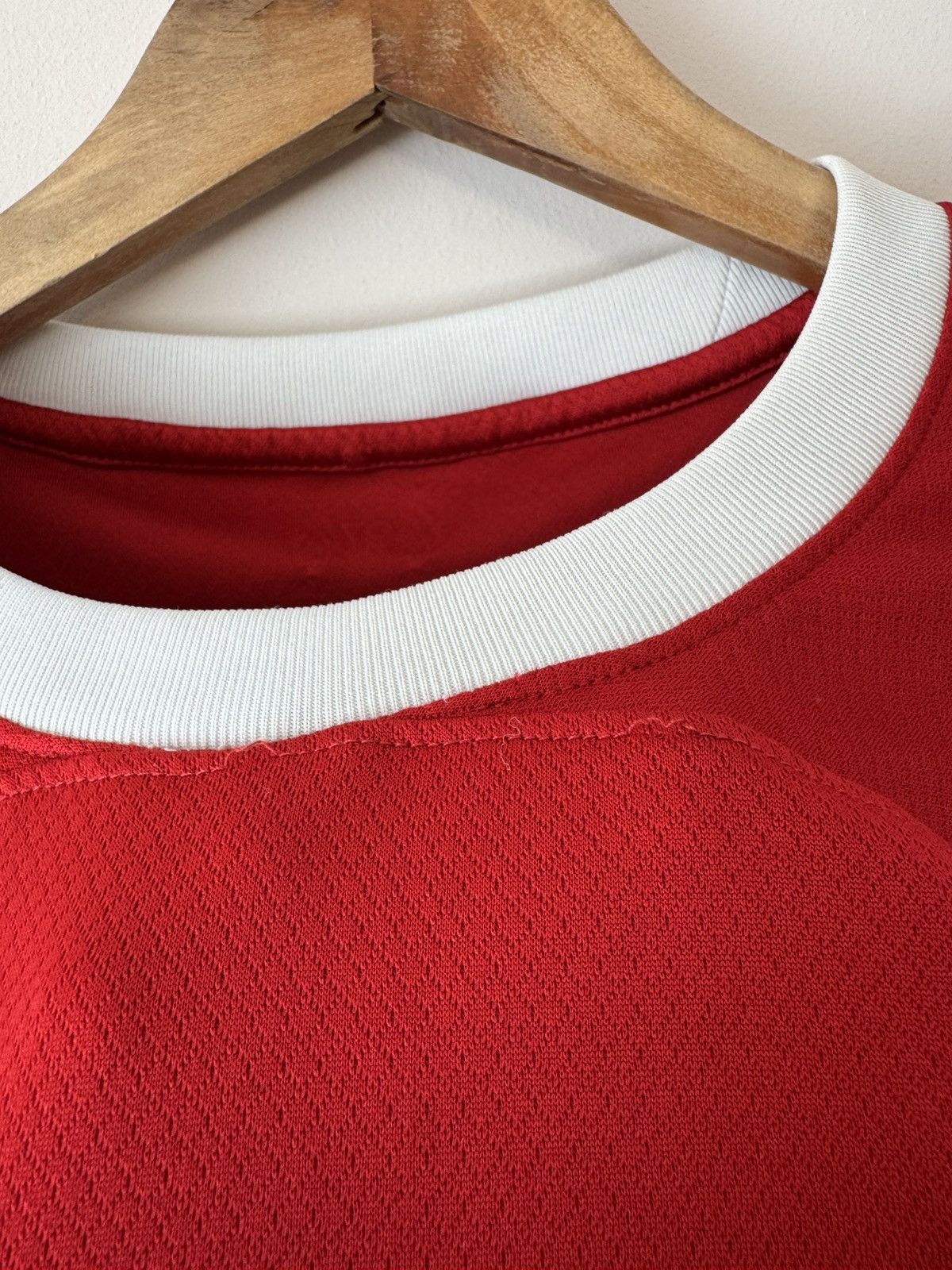 Nike Liverpool 2022-2023 Home Soccer Jersey Football Shirt Kit Size US XL / EU 56 / 4 - 12 Thumbnail