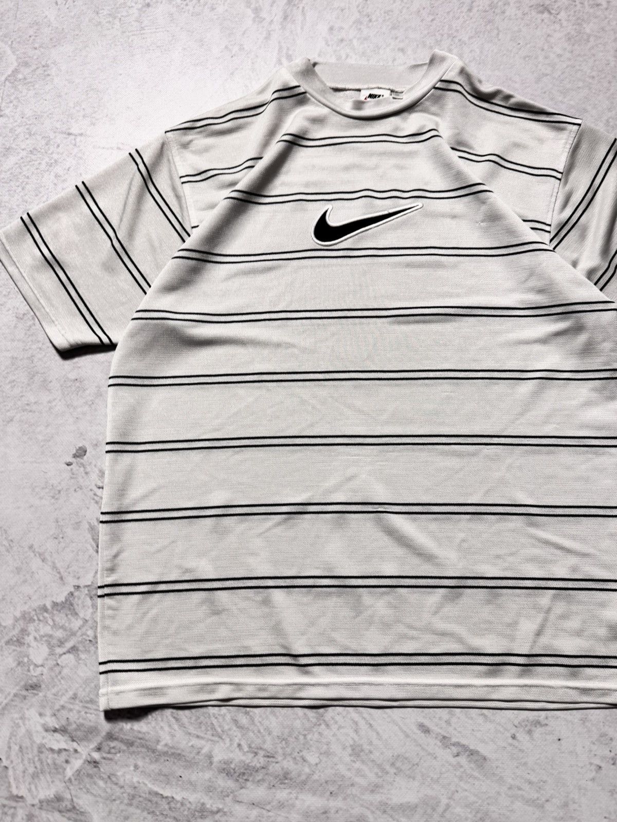 Nike × Vintage 90s Nike Vintage Center Swoosh Oversize Drill T-shirt Y2K Size US M / EU 48-50 / 2 - 4 Thumbnail