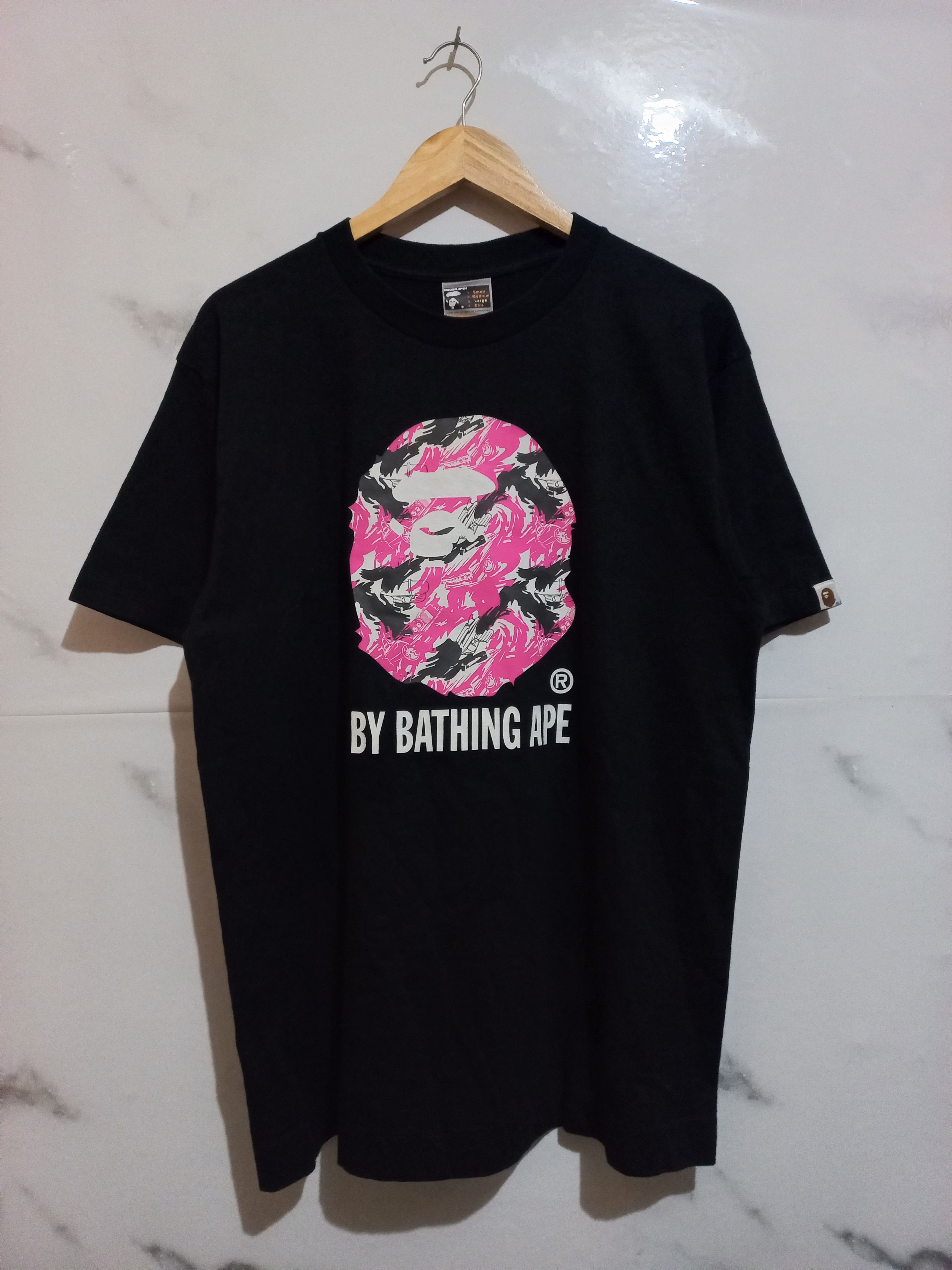 Bape × Vintage Phantom Camo By Bathing Ape Tee Size US L / EU 52-54 / 3 - 1 Thumbnail