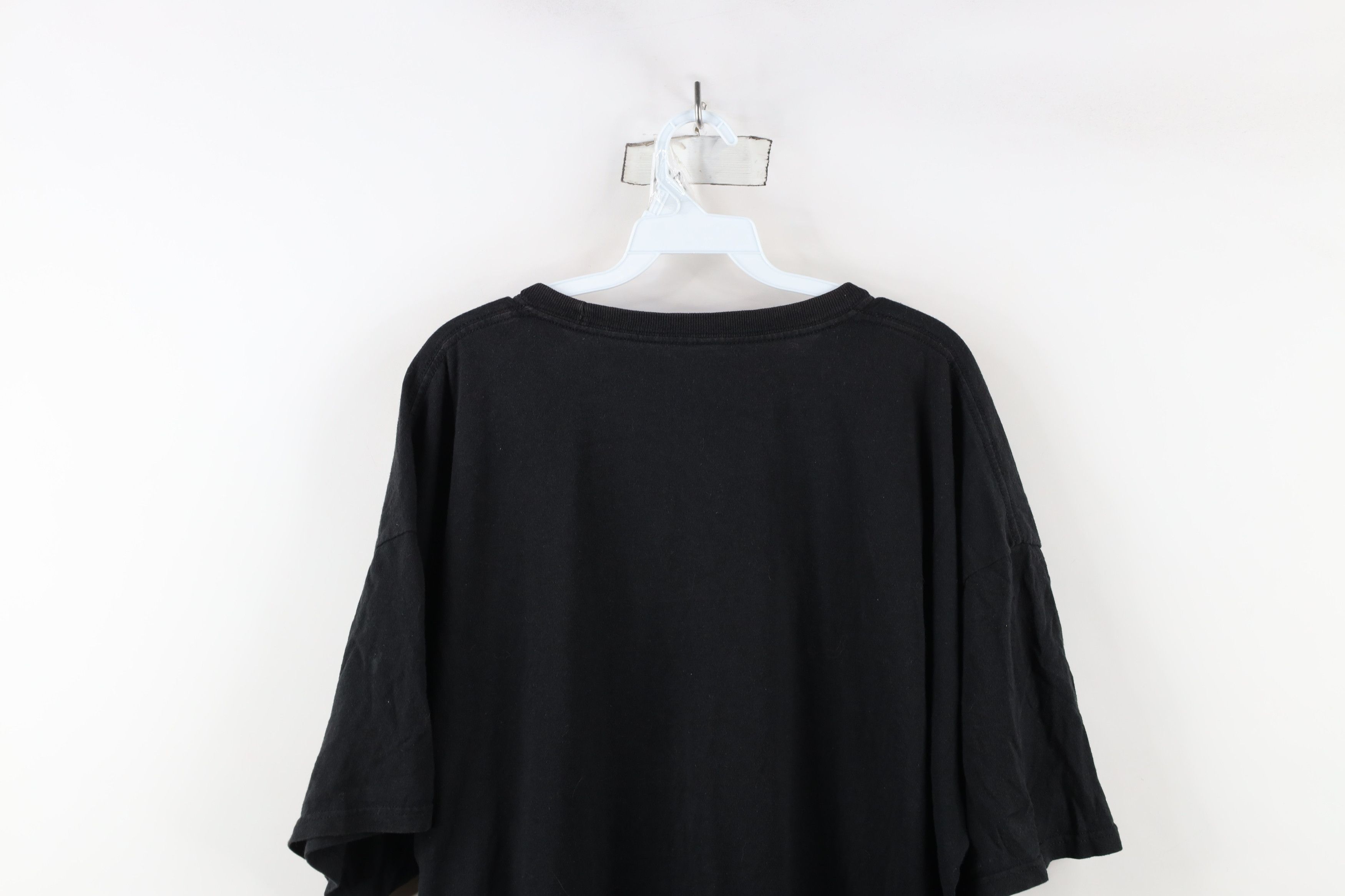 Vintage Vintage Y2K Retro Distressed Band Short Sleeve T-Shirt Size US XXL / EU 58 / 5 - 11 Thumbnail