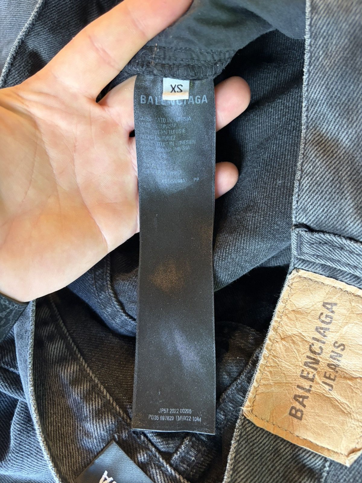 Balenciaga BALENCIAGA FALL22 LOST TAPE FLARED GREY JEANS SZ:XS Size US 30 / EU 46 - 13 Thumbnail