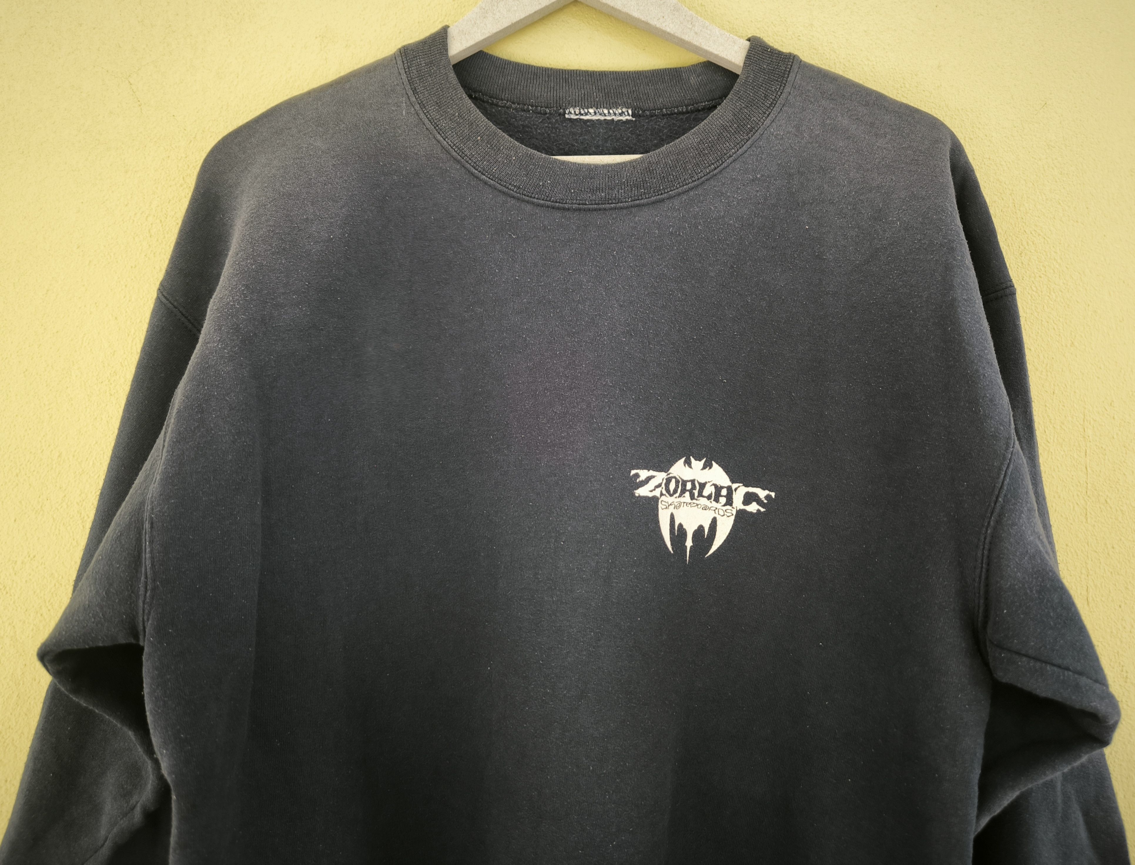 Vintage Vintage 90's ZORLAC SKATEBOARDS back hit sweatshirt Size US M / EU 48-50 / 2 - 6 Thumbnail