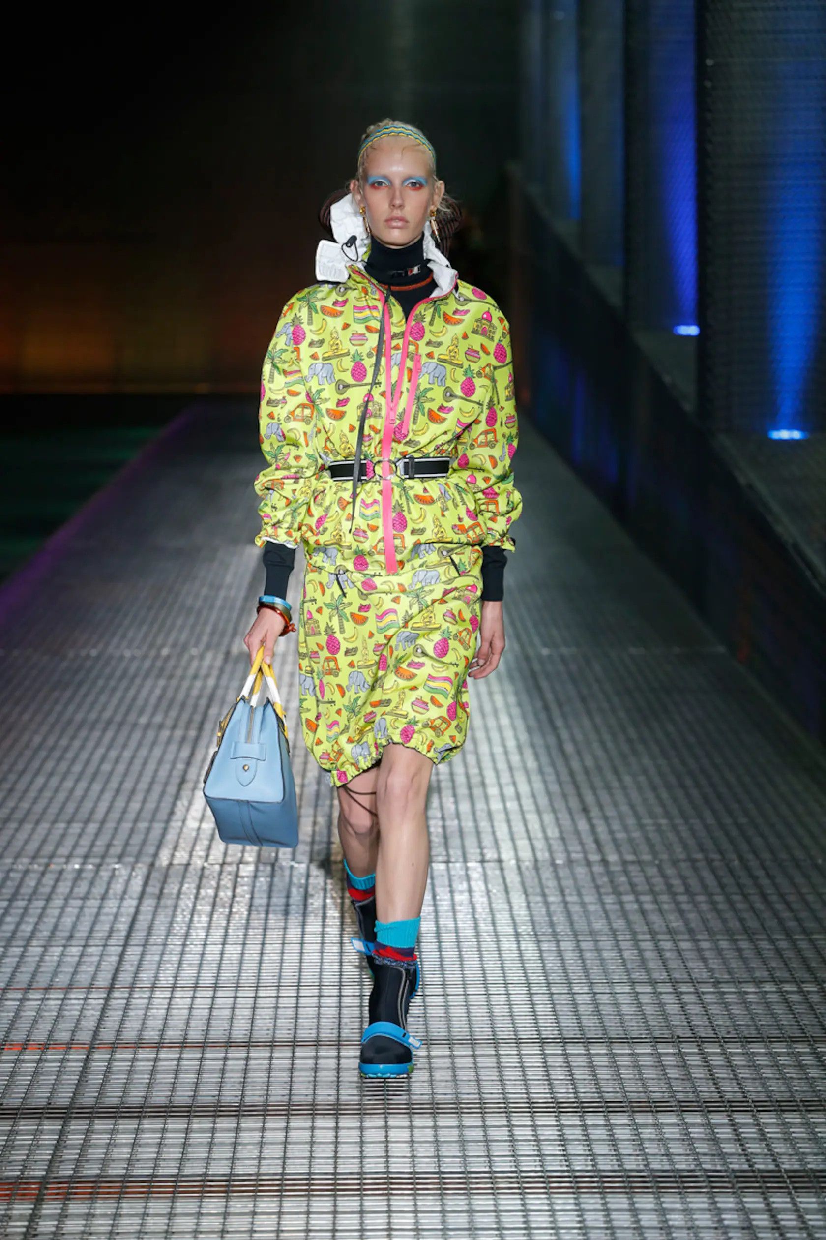 Prada SS2017 runway prada taffeta print silk jacket Size XS / US 0-2 / IT 36-38 - 1 Thumbnail