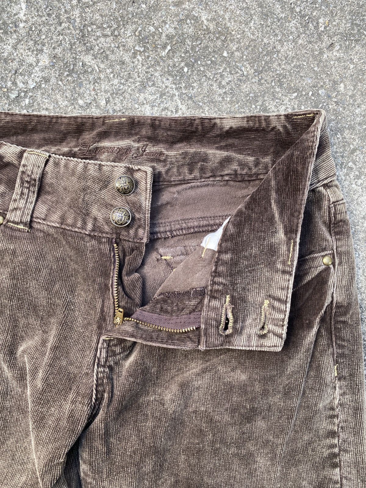 If Six Was Nine × Japanese Brand × Tornado Mart Luocury Japan Corduroy Low Rise Flare Pant Size US 30 / EU 46 - 15 Thumbnail