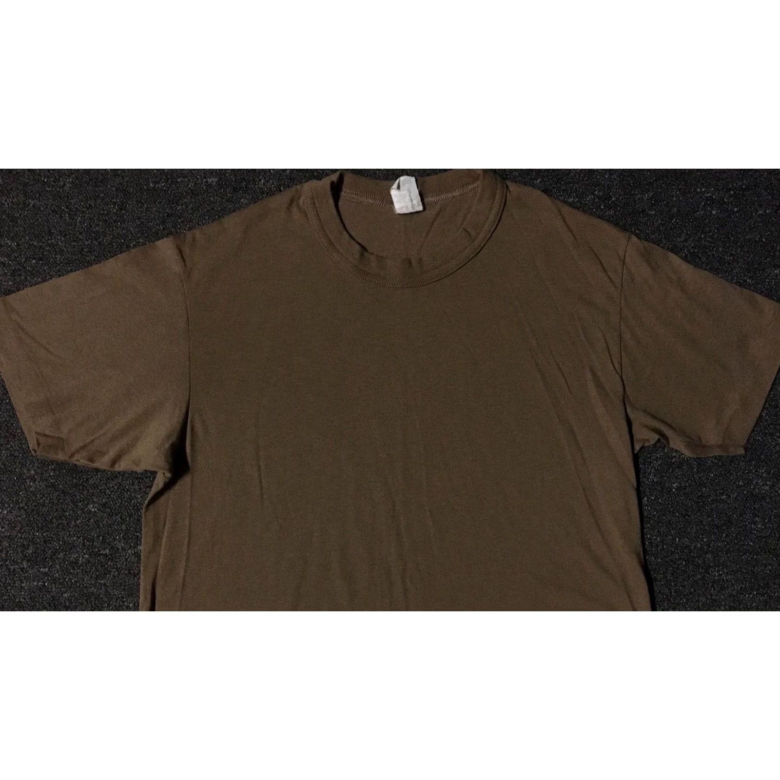 Vintage VINTAGE US Army PFU Faded Shirt M Brown Short Sleeve Crew Neck Men T-Shirt 90s 80s Grunge Rock Beach Biker California USA Single Stitch Size US M / EU 48-50 / 2 - 5 Thumbnail