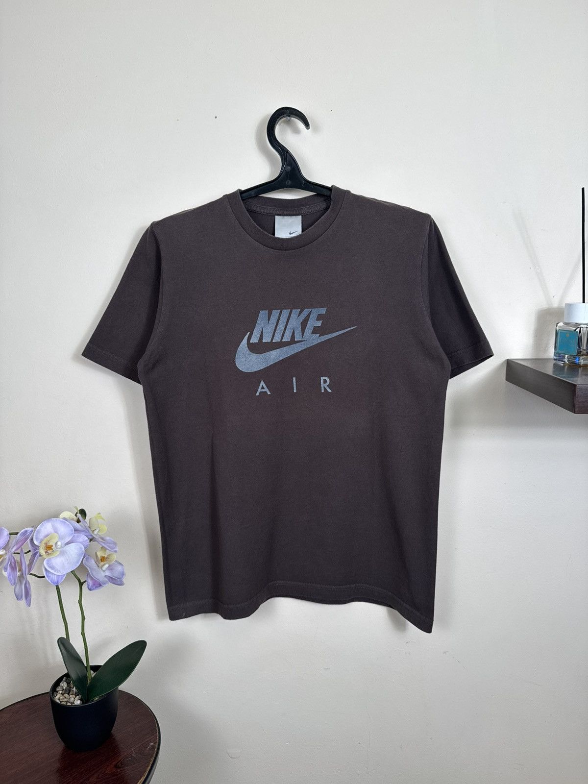 Nike Vintage Nike Air T shirt Brown Travis Scott Sz M Streetwear Size US M / EU 48-50 / 2 - 13 Thumbnail