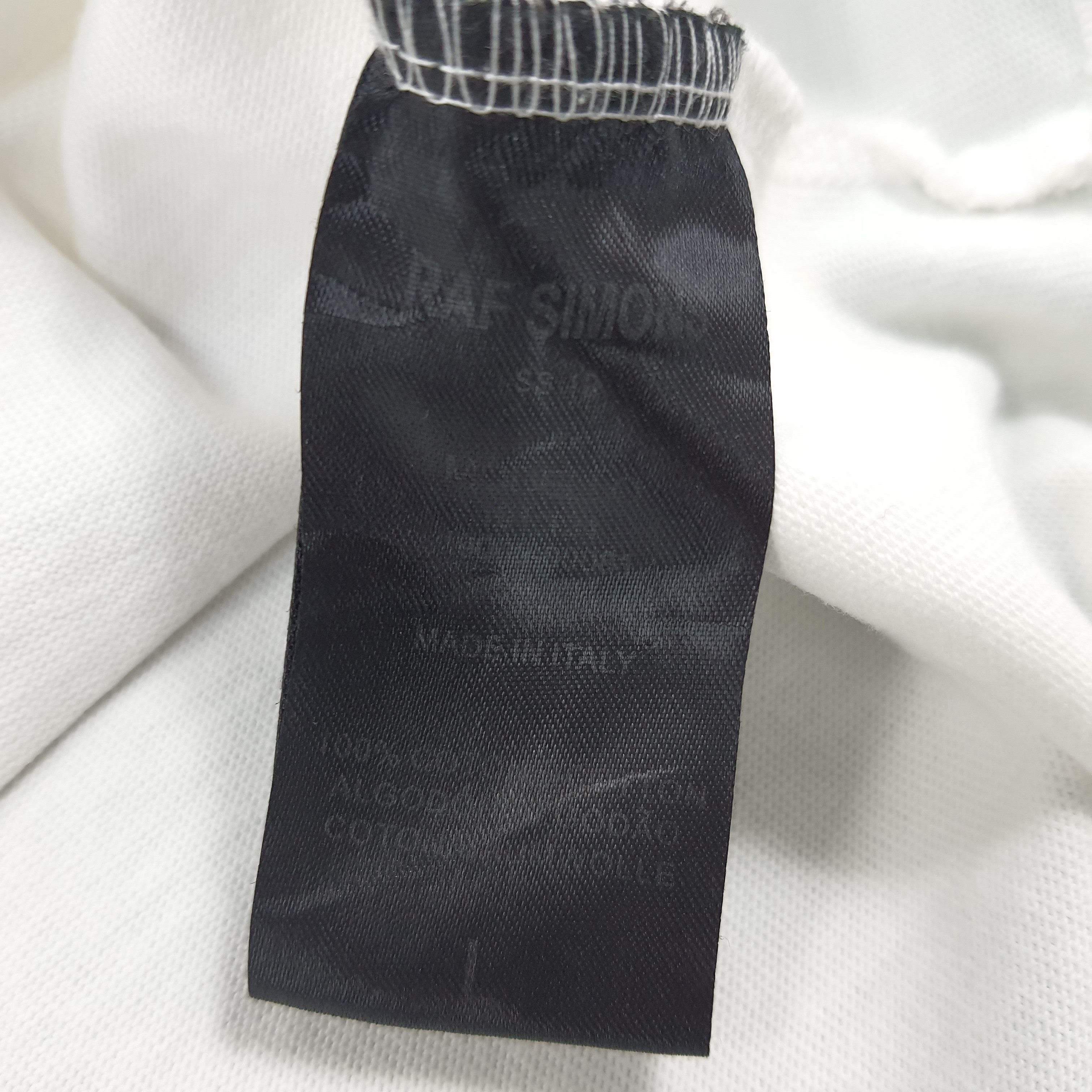 Designer Vintage Raf Simons T-shirt Size US L / EU 52-54 / 3 - 10 Thumbnail