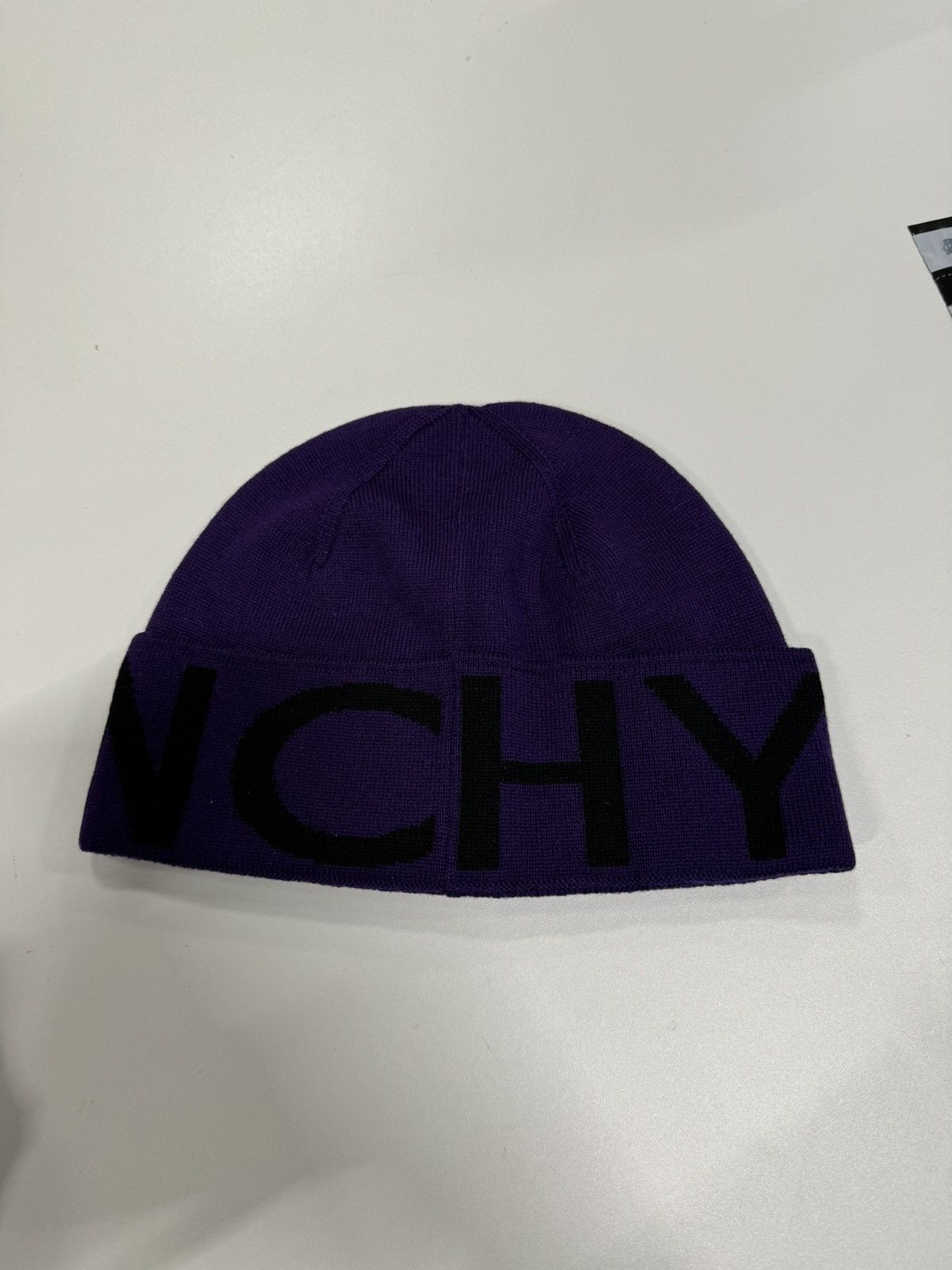 Givenchy Givenchy Logo Beanie NEW 450$ Size ONE SIZE - 2 Thumbnail