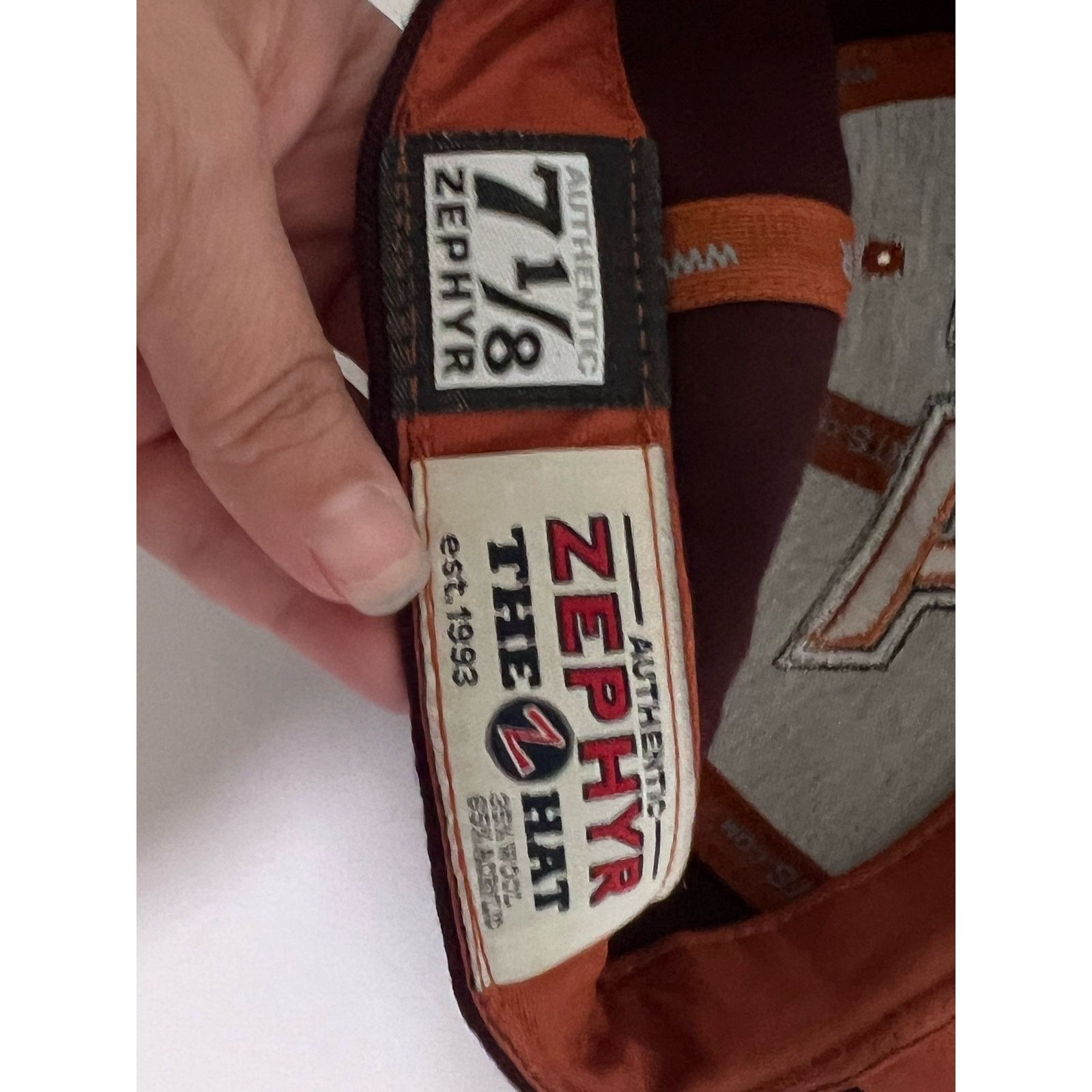 Zephyr 7 1/8 Virginia Tech Hokies VT Authentic Zephyr The Z Hat Size ONE SIZE - 10 Thumbnail